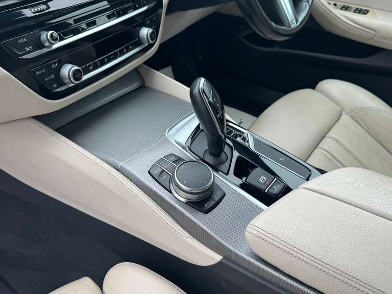 2017 BMW 5 SERIES 2017 BMW 5 SERIES