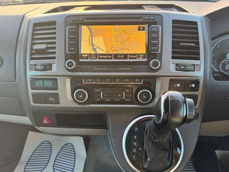 2015 VOLKSWAGEN CARAVELLE 2015 VOLKSWAGEN CARAVELLE