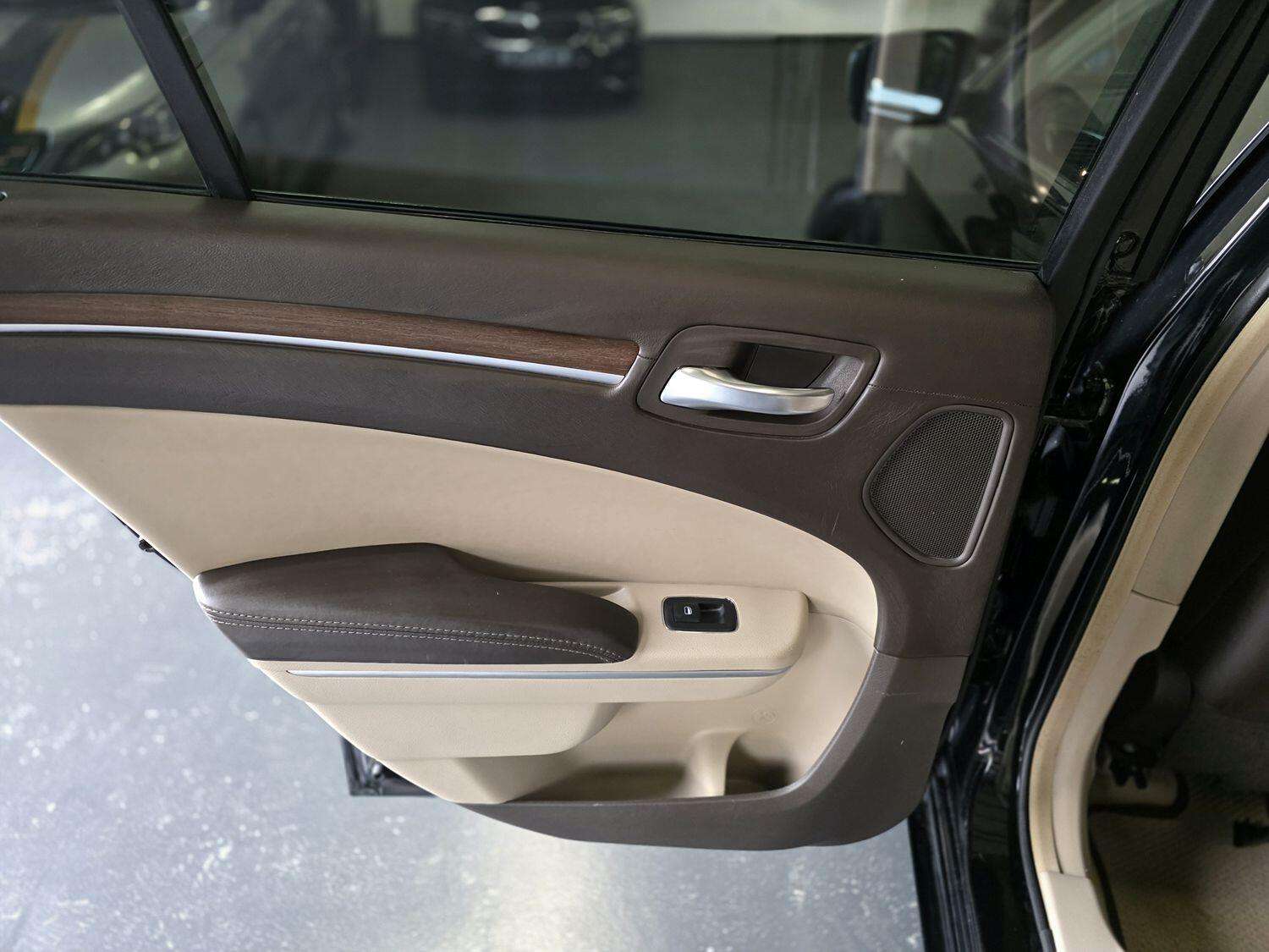 2012 CHRYSLER 300C 2012 CHRYSLER 300C