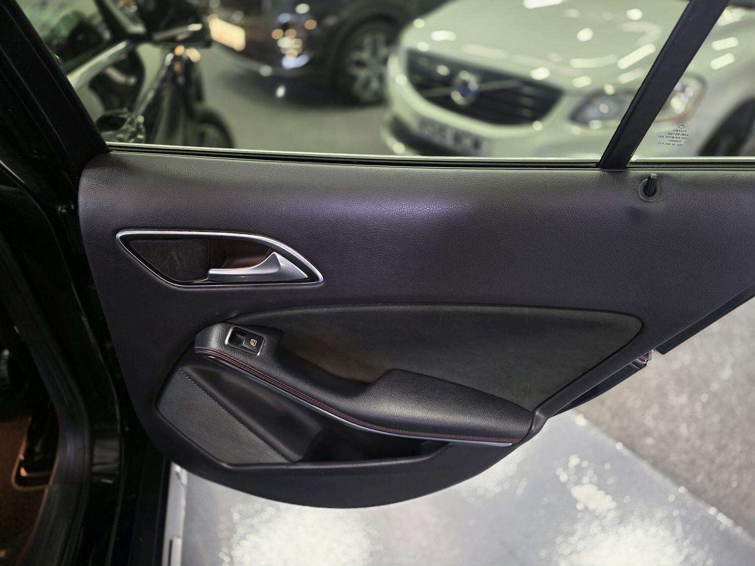 2017 MERCEDES-BENZ GLA CLASS 2017 MERCEDES-BENZ GLA CLASS