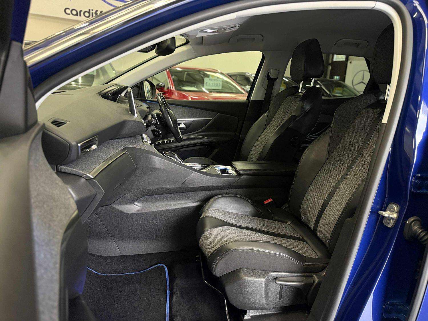 2018 PEUGEOT 3008 2018 PEUGEOT 3008