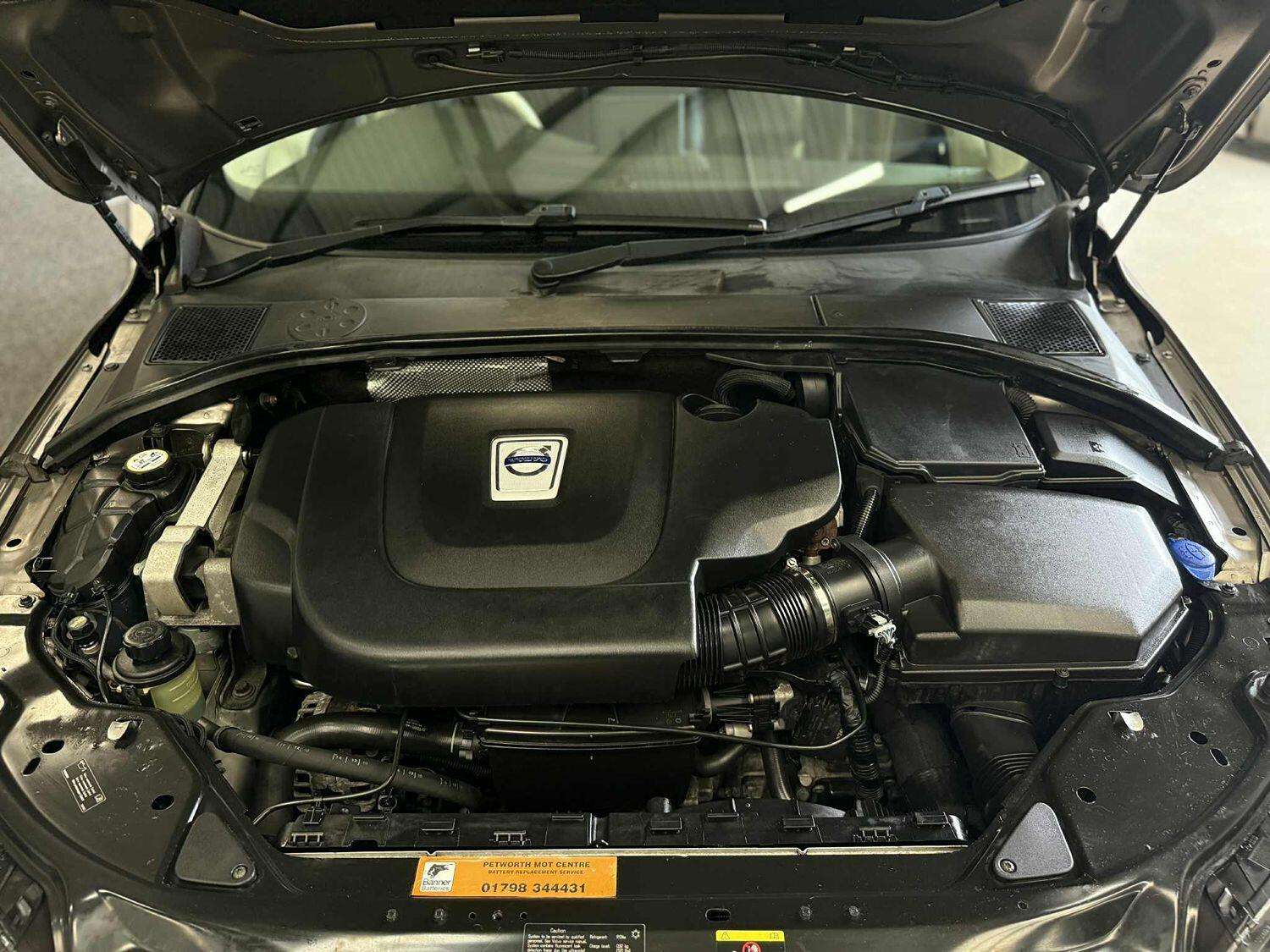 2011 VOLVO XC70 2011 VOLVO XC70