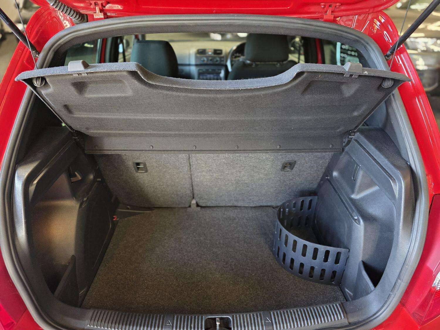 2010 SKODA FABIA 2010 SKODA FABIA