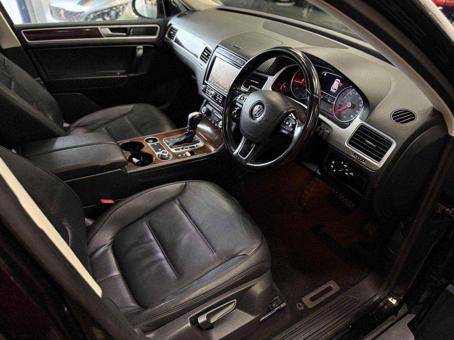 2017 VOLKSWAGEN TOUAREG 2017 VOLKSWAGEN TOUAREG