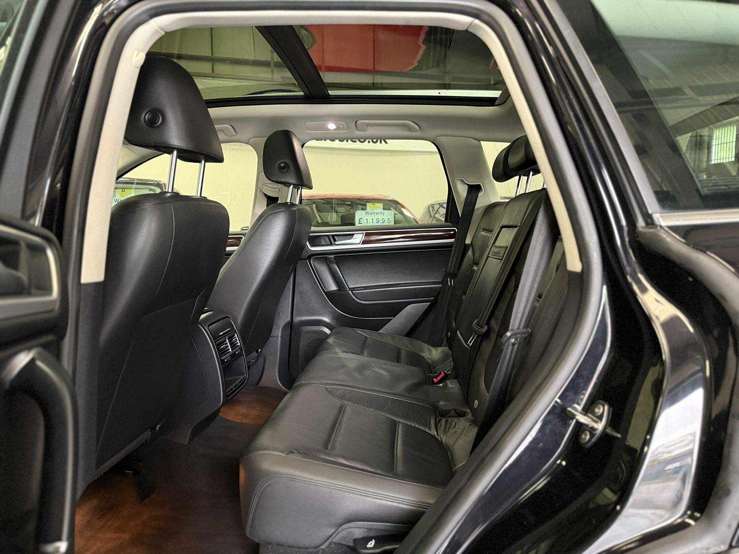 2017 VOLKSWAGEN TOUAREG 2017 VOLKSWAGEN TOUAREG