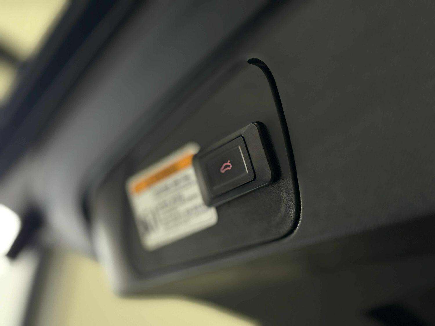 2018 PEUGEOT 3008 2018 PEUGEOT 3008