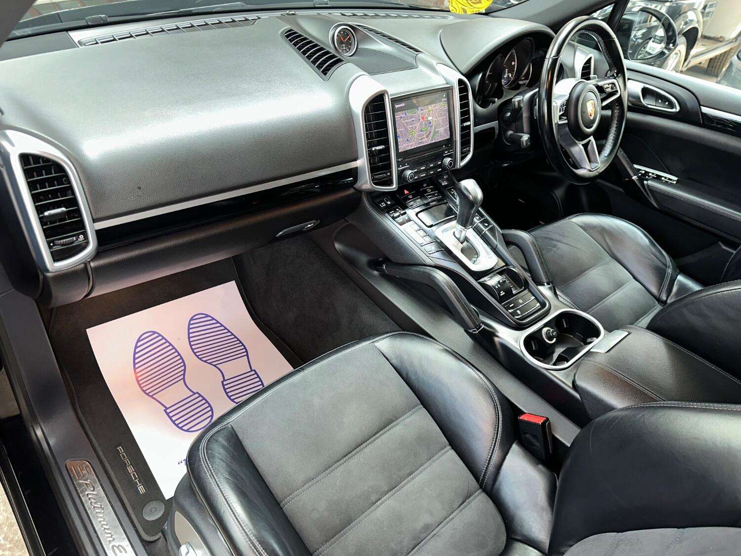 2016 PORSCHE CAYENNE 2016 PORSCHE CAYENNE