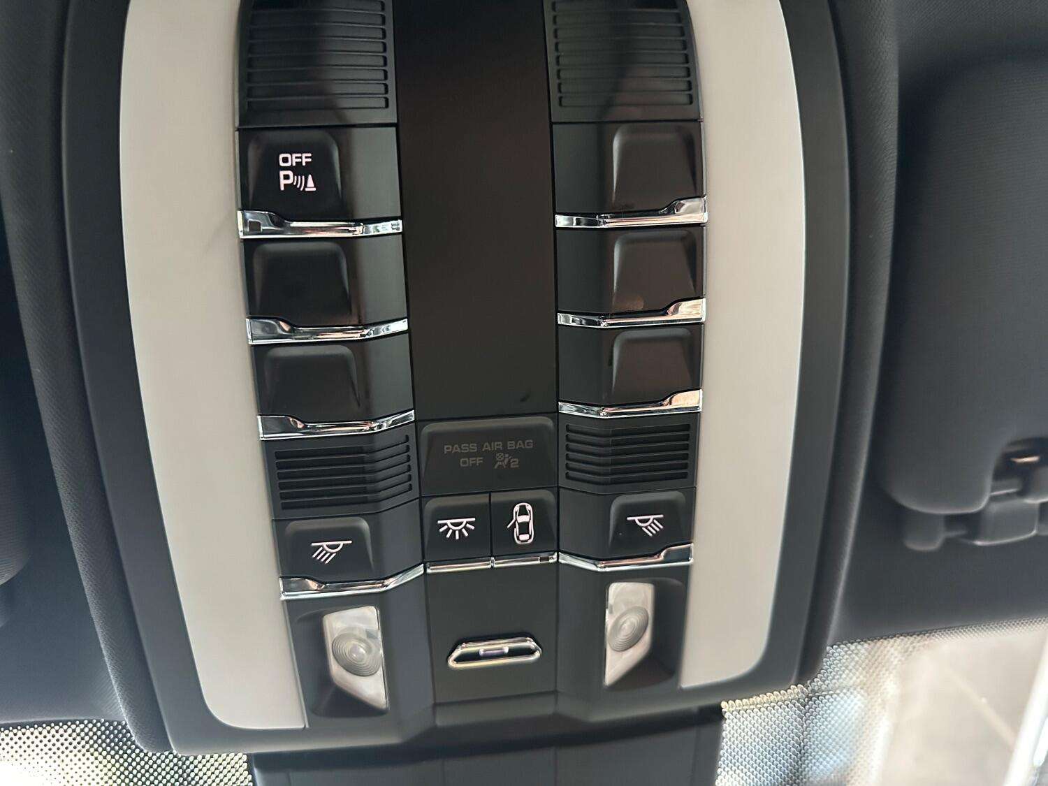 2016 PORSCHE CAYENNE 2016 PORSCHE CAYENNE