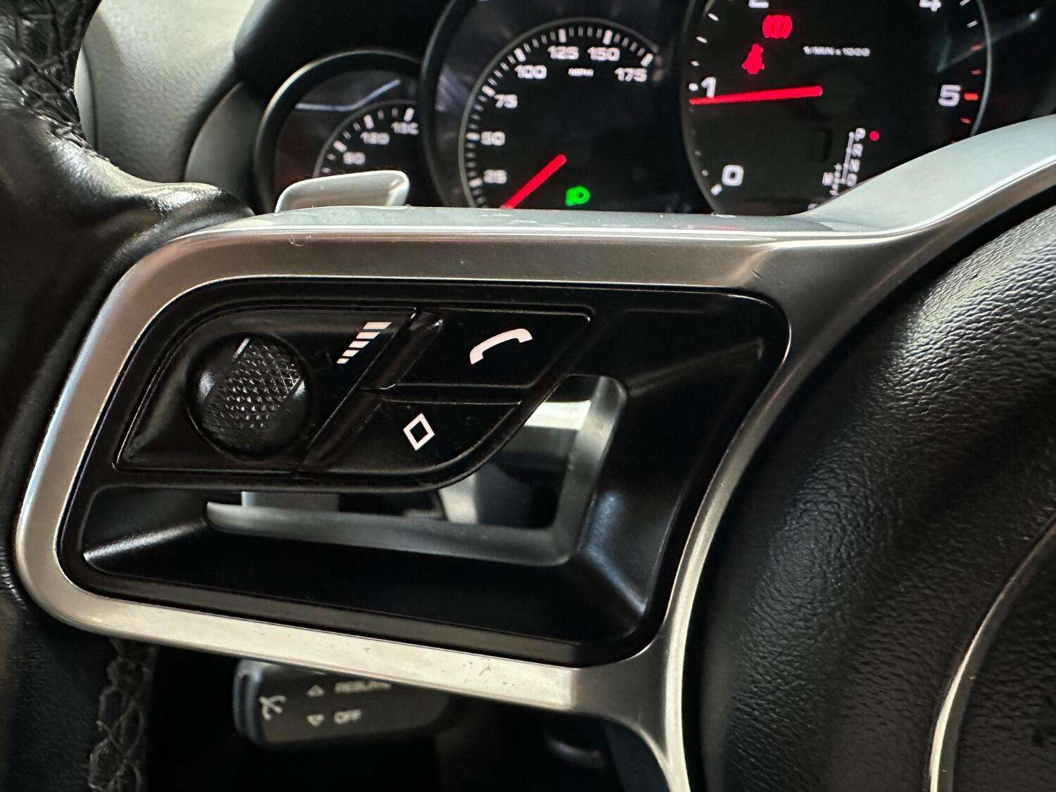 2016 PORSCHE CAYENNE 2016 PORSCHE CAYENNE