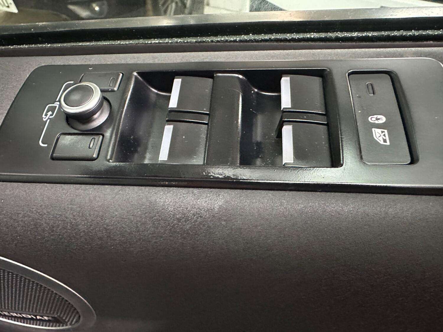 2018 LAND ROVER DISCOVERY 2018 LAND ROVER DISCOVERY