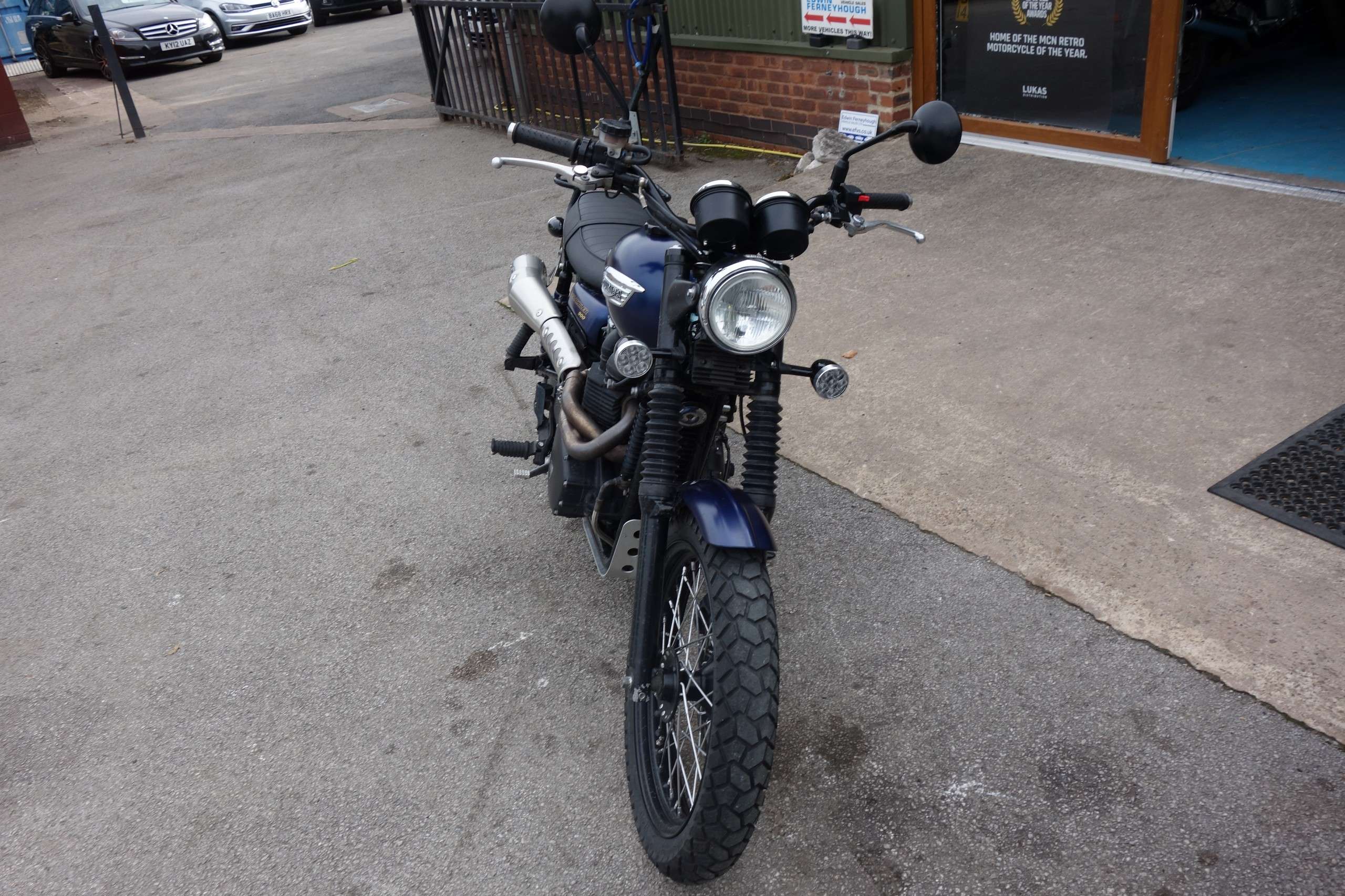 2016 TRIUMPH BONNEVILLE 2016 TRIUMPH BONNEVILLE