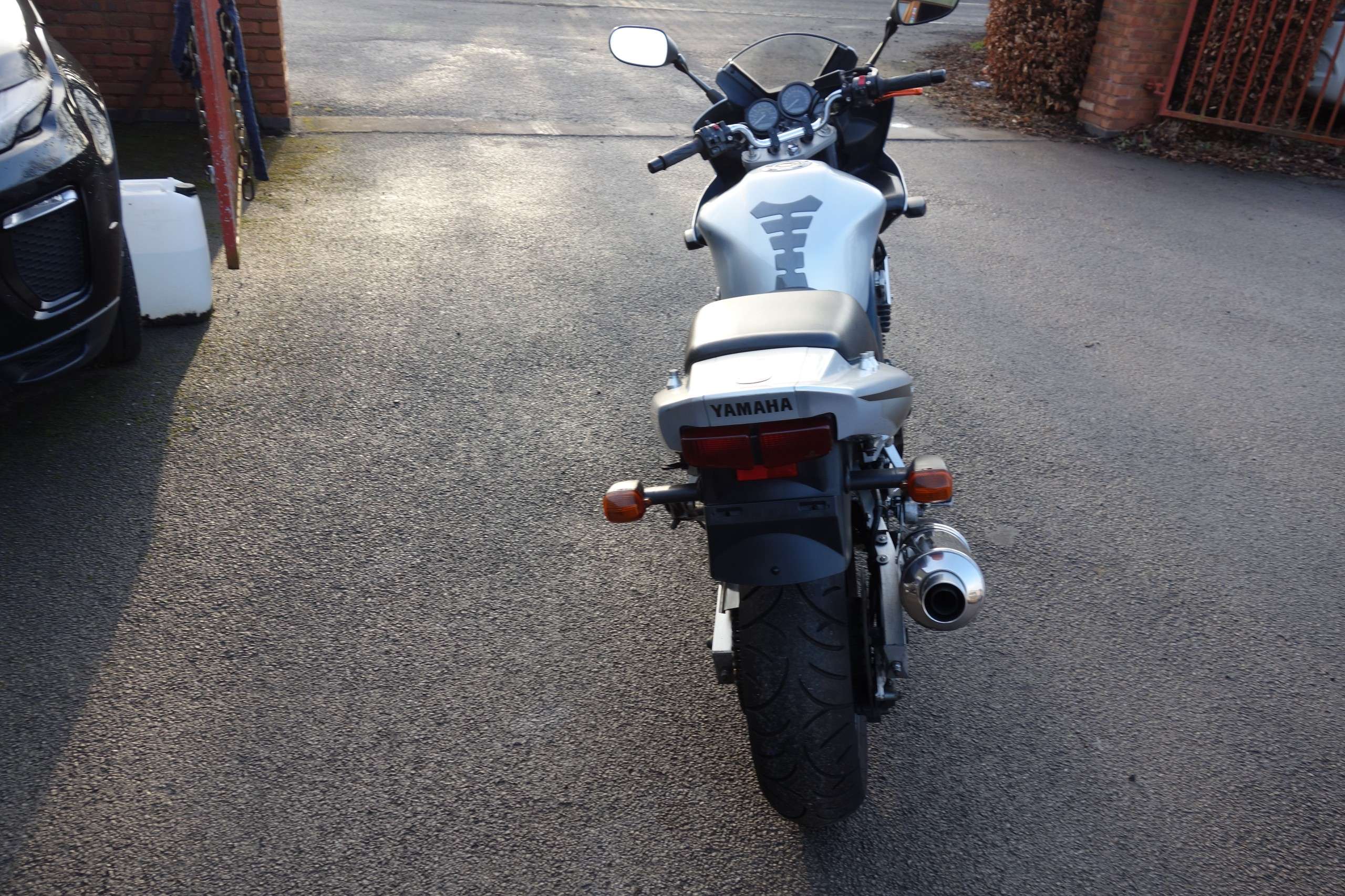 2002 YAMAHA FZS 2002 YAMAHA FZS