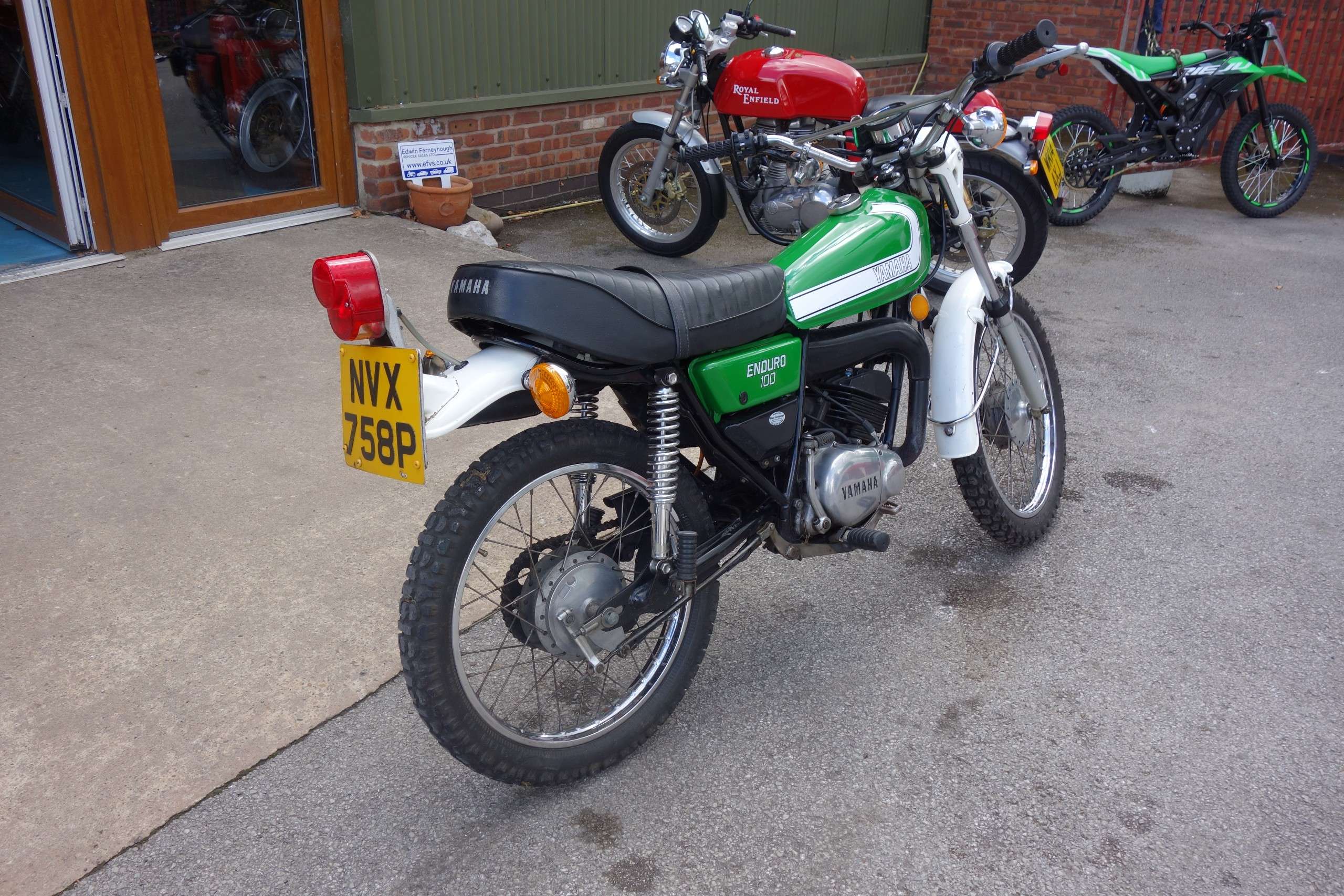 1976 YAMAHA DT 1976 YAMAHA DT