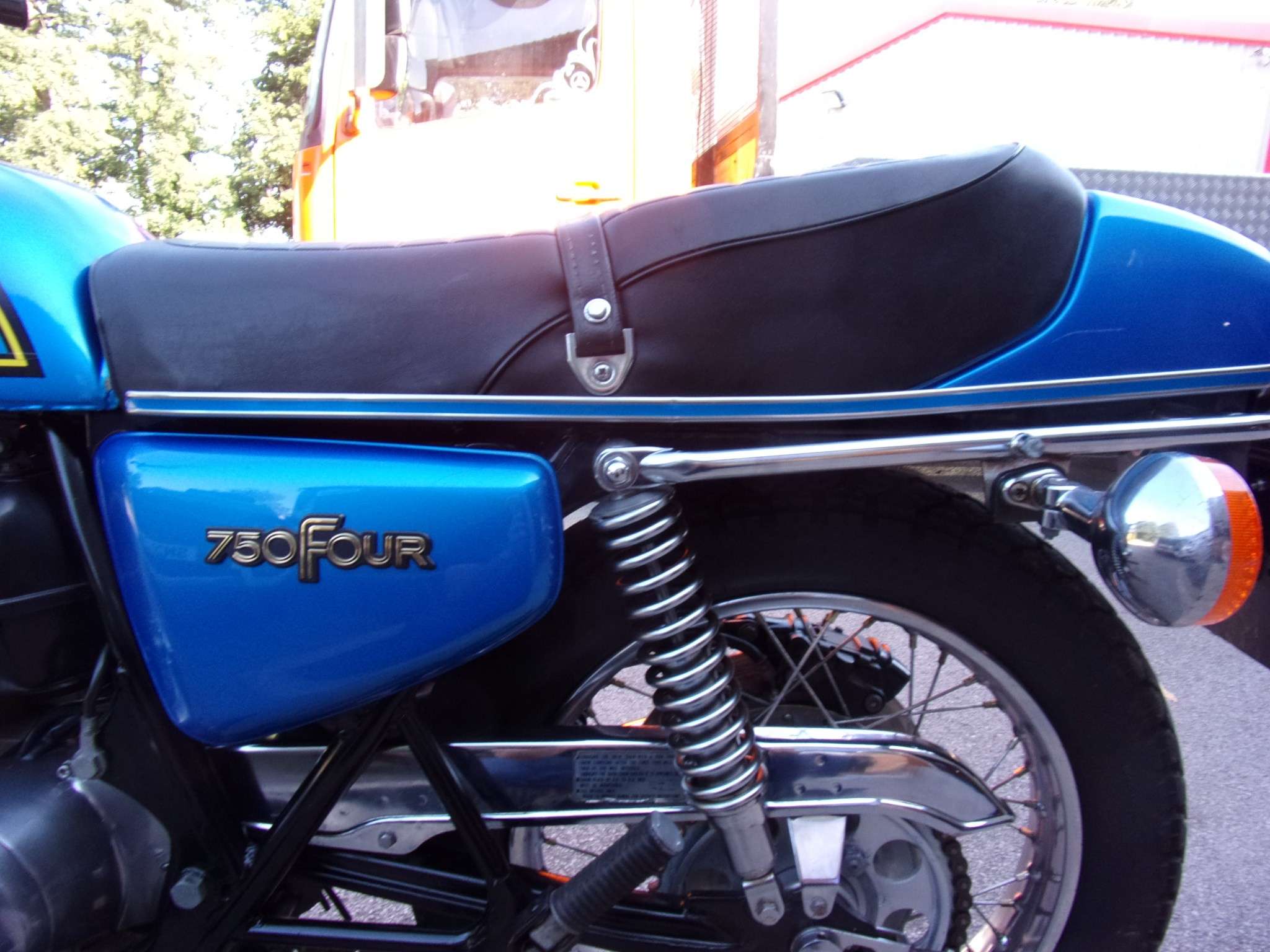 1975 HONDA CB750 1975 HONDA CB750