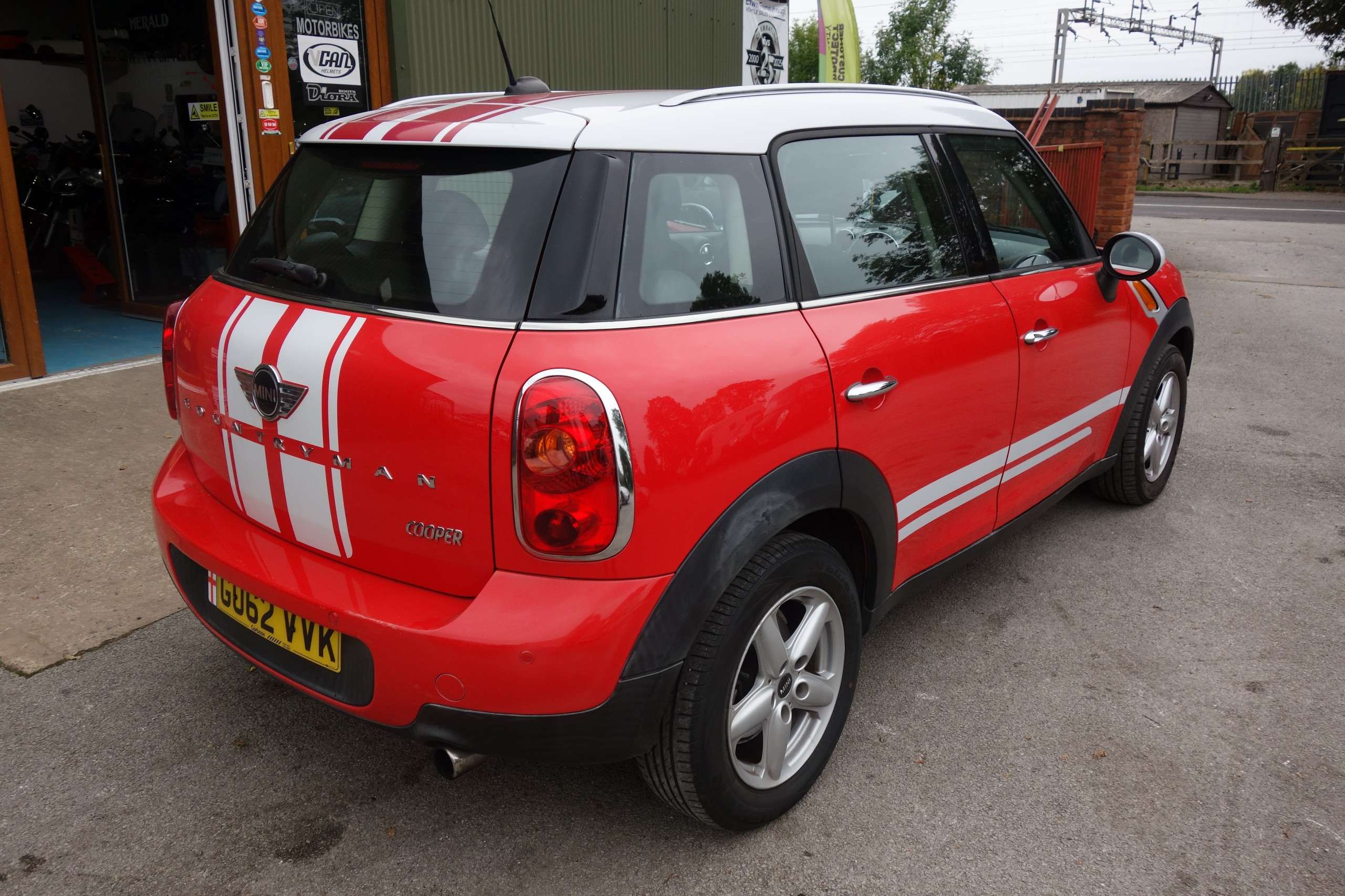 2012 MINI COUNTRYMAN 2012 MINI COUNTRYMAN