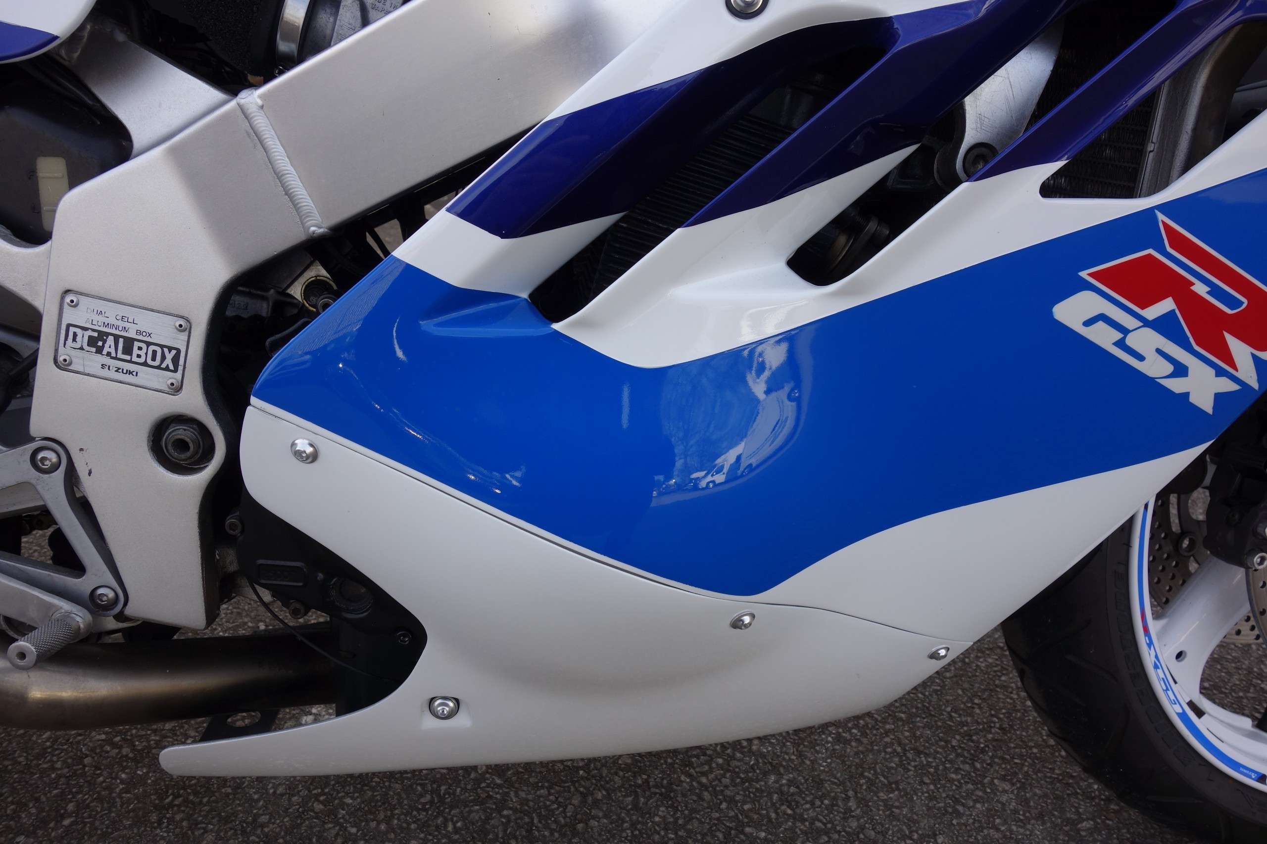 1995 SUZUKI GSXR 1995 SUZUKI GSXR