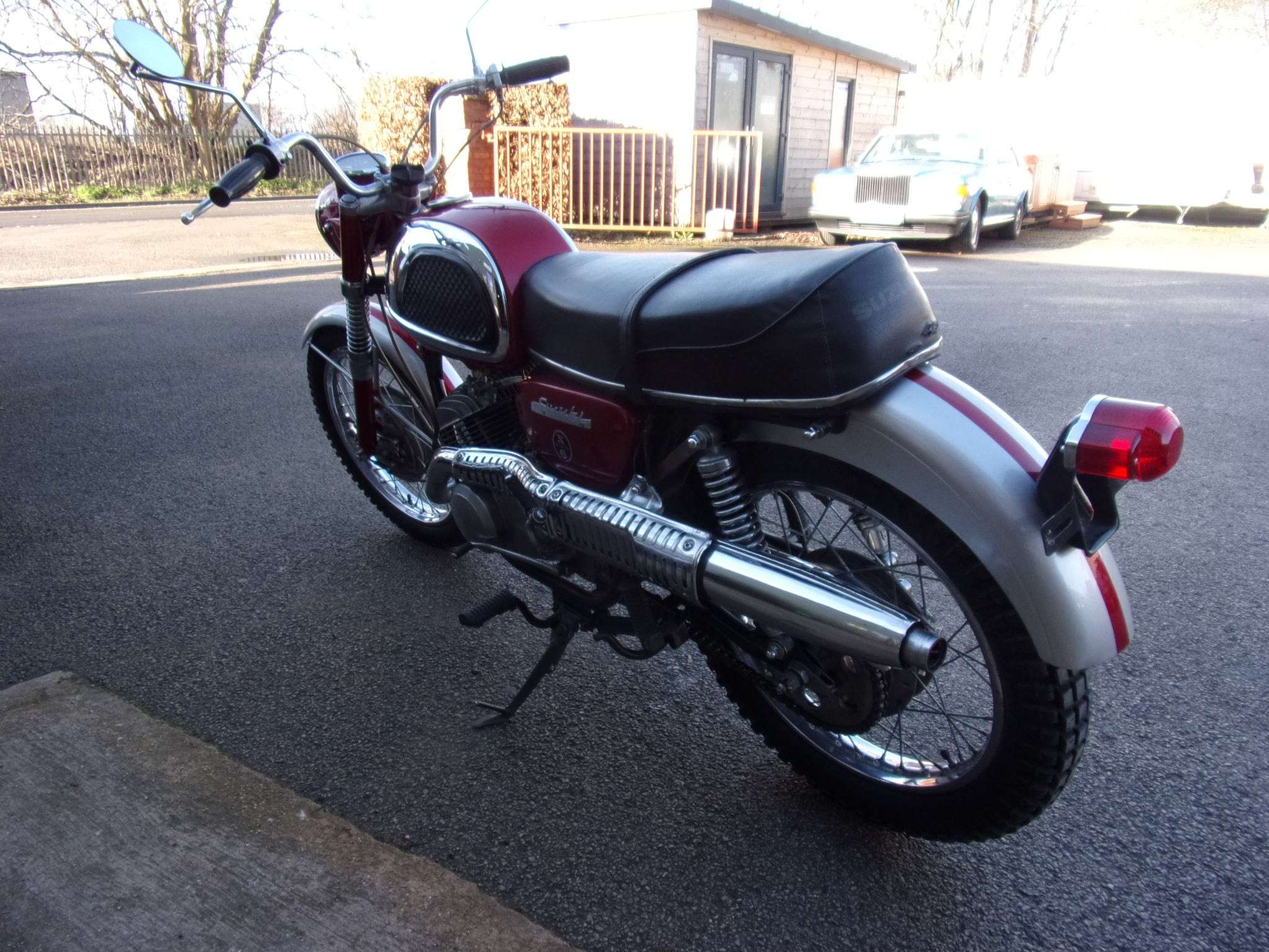 null SUZUKI T20 250 null SUZUKI T20 250