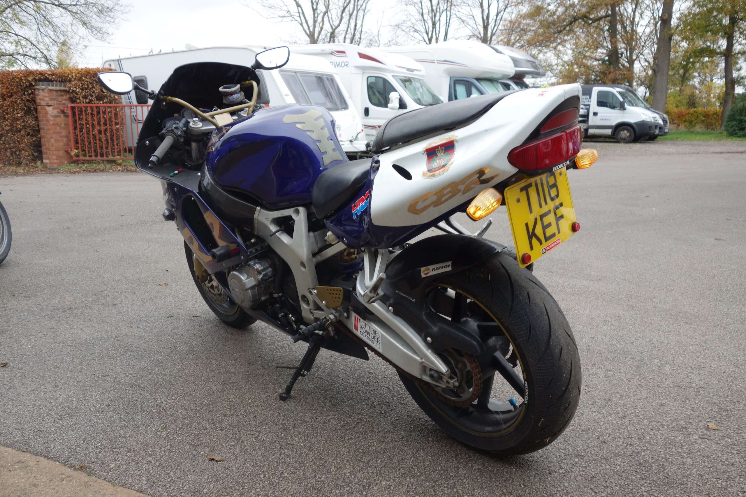 1999 HONDA CBR900 1999 HONDA CBR900