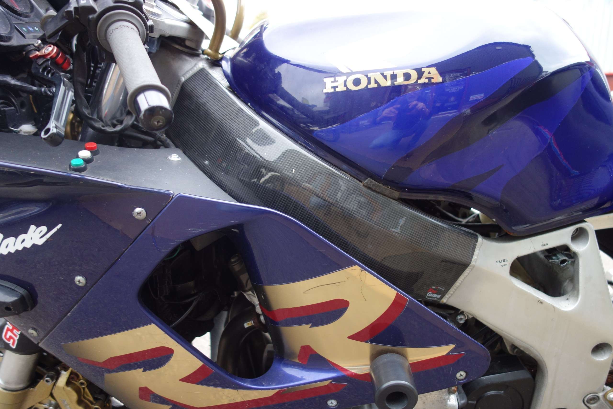 1999 HONDA CBR900 1999 HONDA CBR900