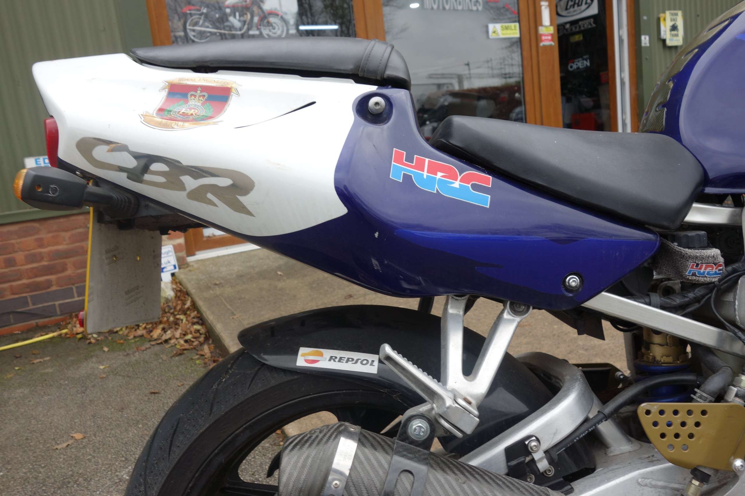 1999 HONDA CBR900 1999 HONDA CBR900