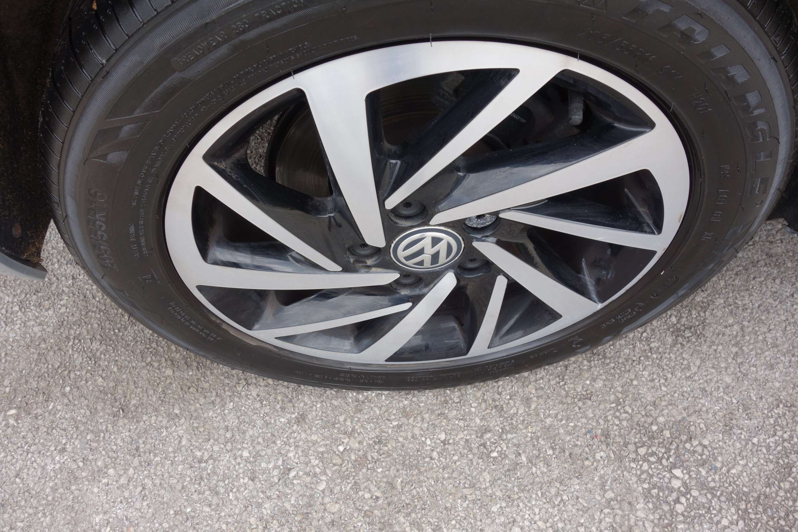 2019 VOLKSWAGEN GOLF 2019 VOLKSWAGEN GOLF