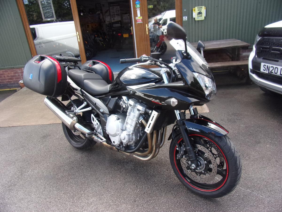 Check out this Suzuki Gs 2008 Petrol Manual