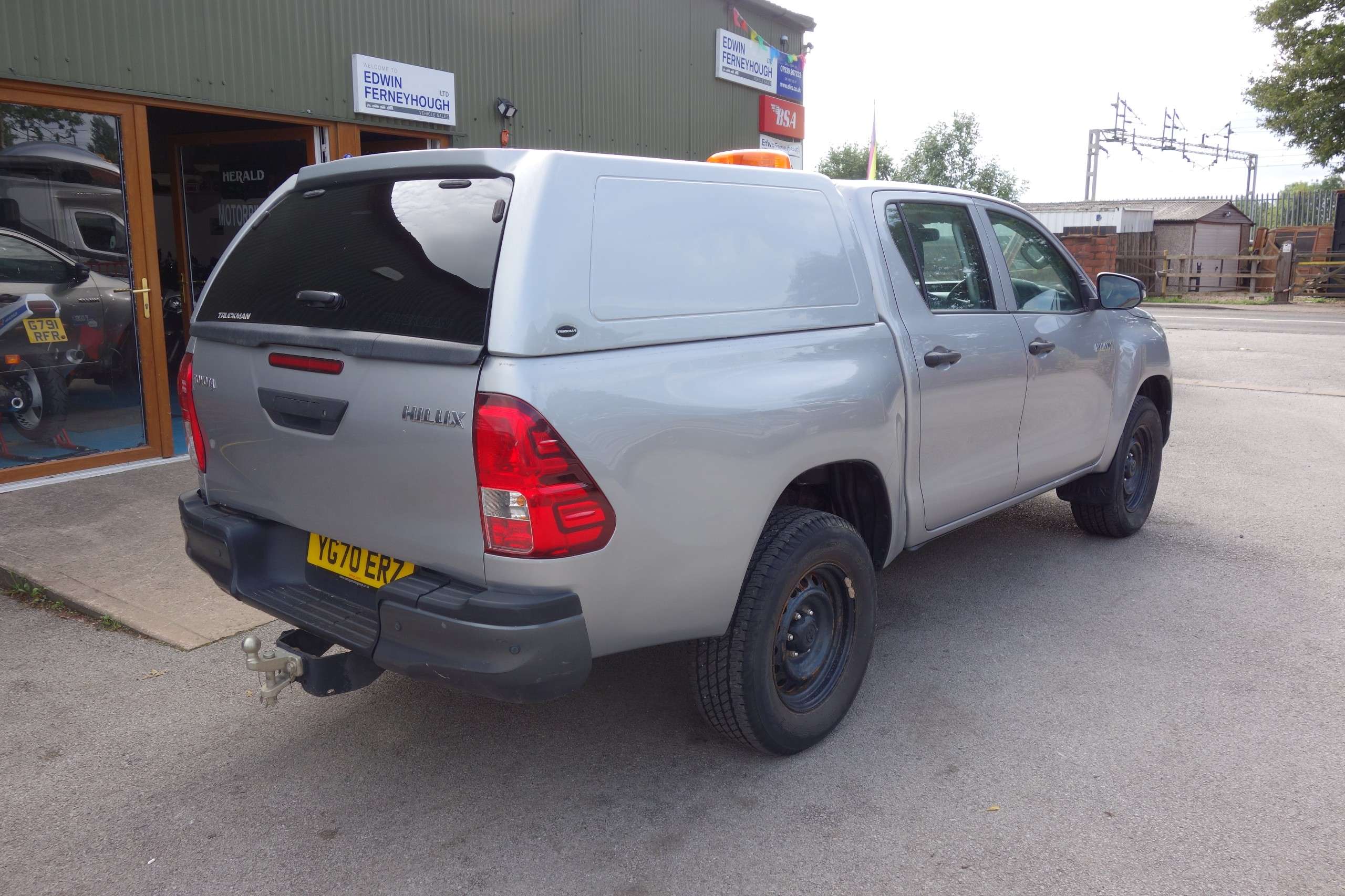 2020 TOYOTA HILUX 2020 TOYOTA HILUX