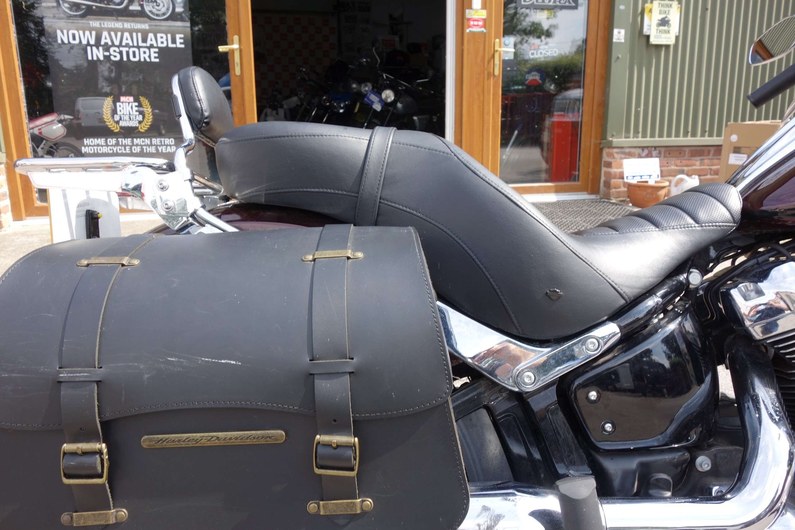 2018 HARLEY-DAVIDSON LOWRIDER 2018 HARLEY-DAVIDSON LOWRIDER