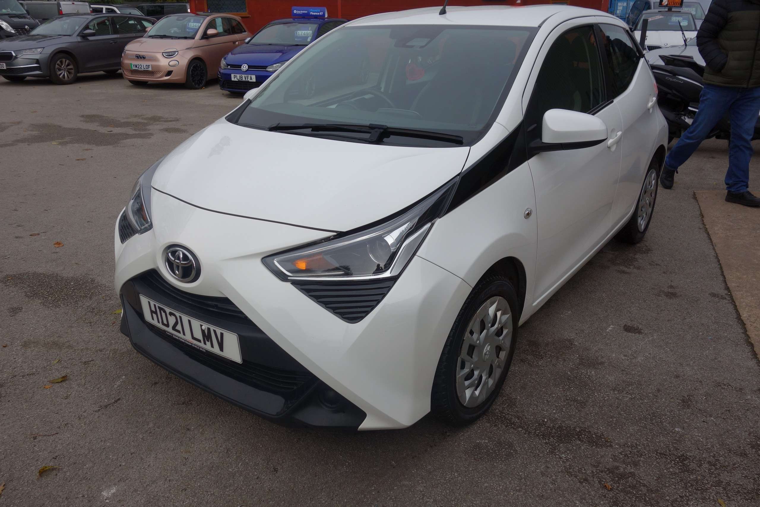 2021 TOYOTA AYGO 2021 TOYOTA AYGO