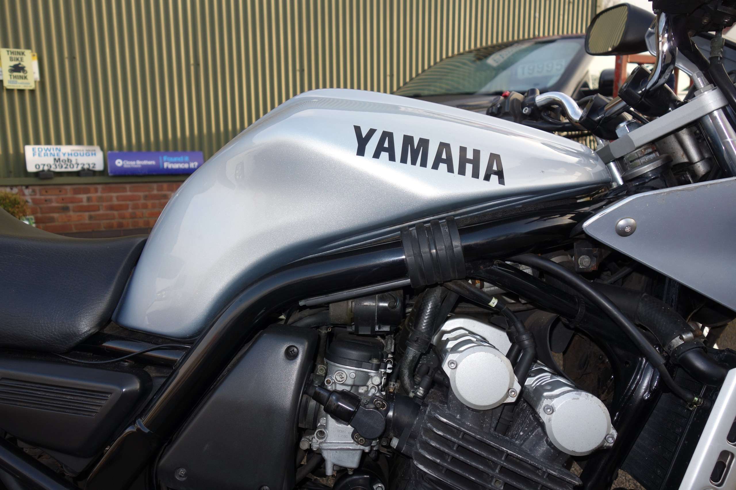 2002 YAMAHA FZS 2002 YAMAHA FZS