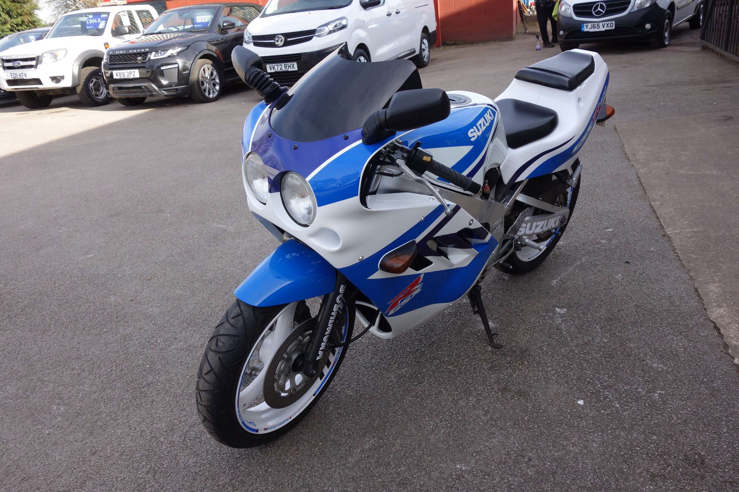 1995 SUZUKI GSXR 1995 SUZUKI GSXR