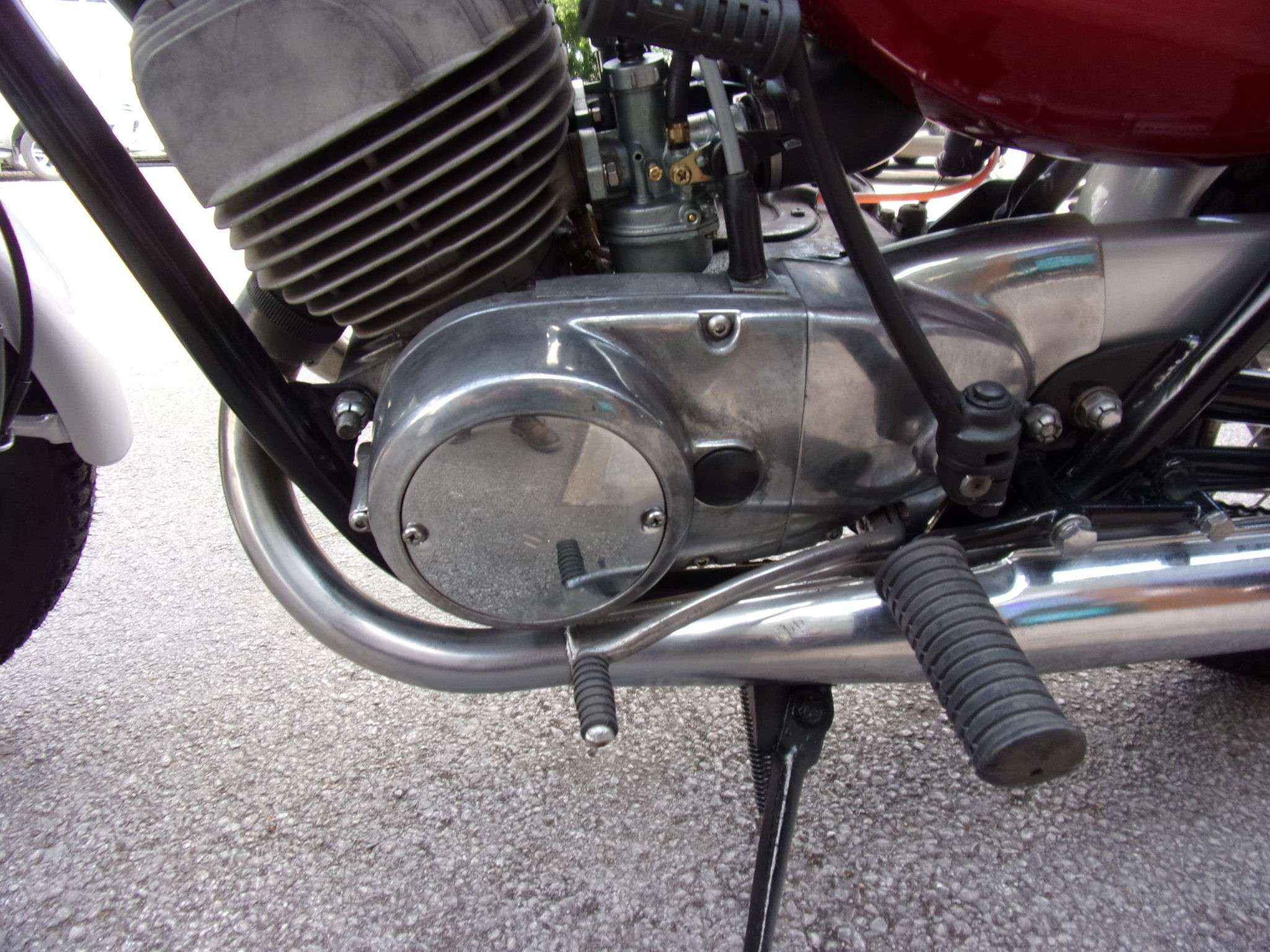 2022 SUZUKI T200 2022 SUZUKI T200