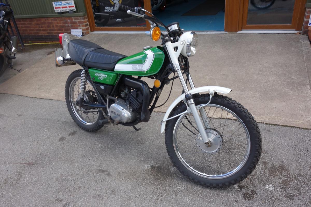 Check out this Yamaha Dt 1976 Petrol Manual