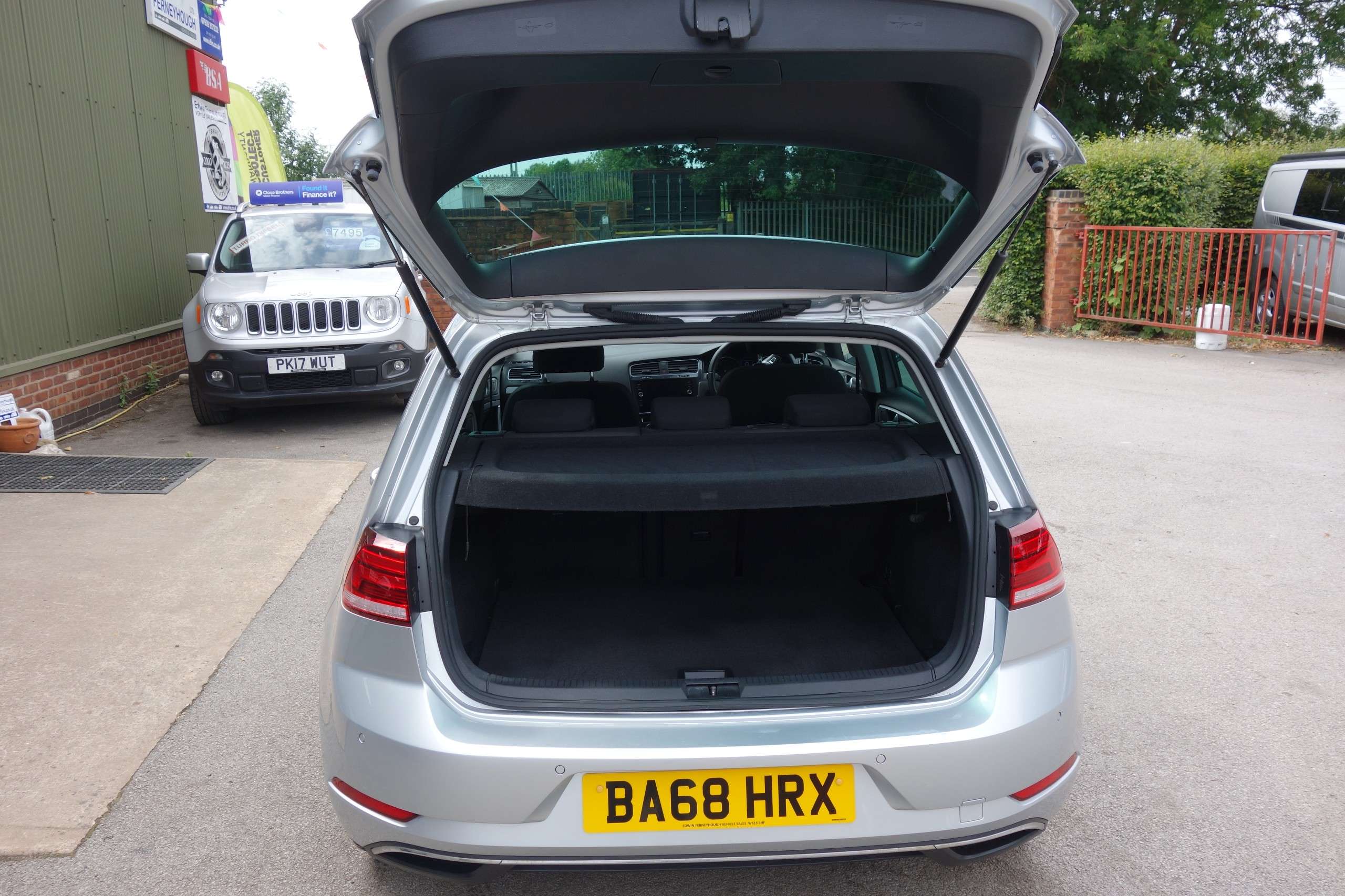 2019 VOLKSWAGEN GOLF 2019 VOLKSWAGEN GOLF