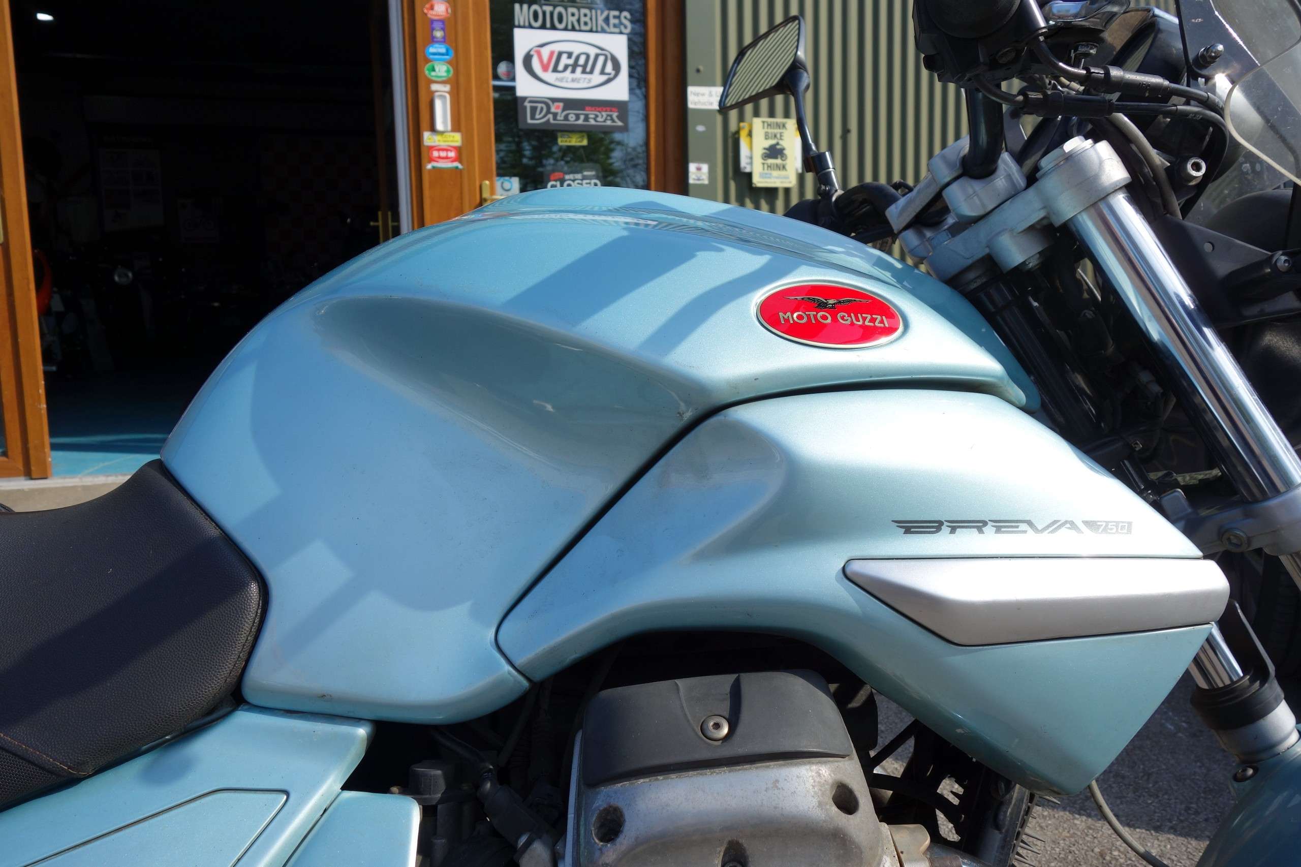 2006 MOTO GUZZI BREVA 2006 MOTO GUZZI BREVA