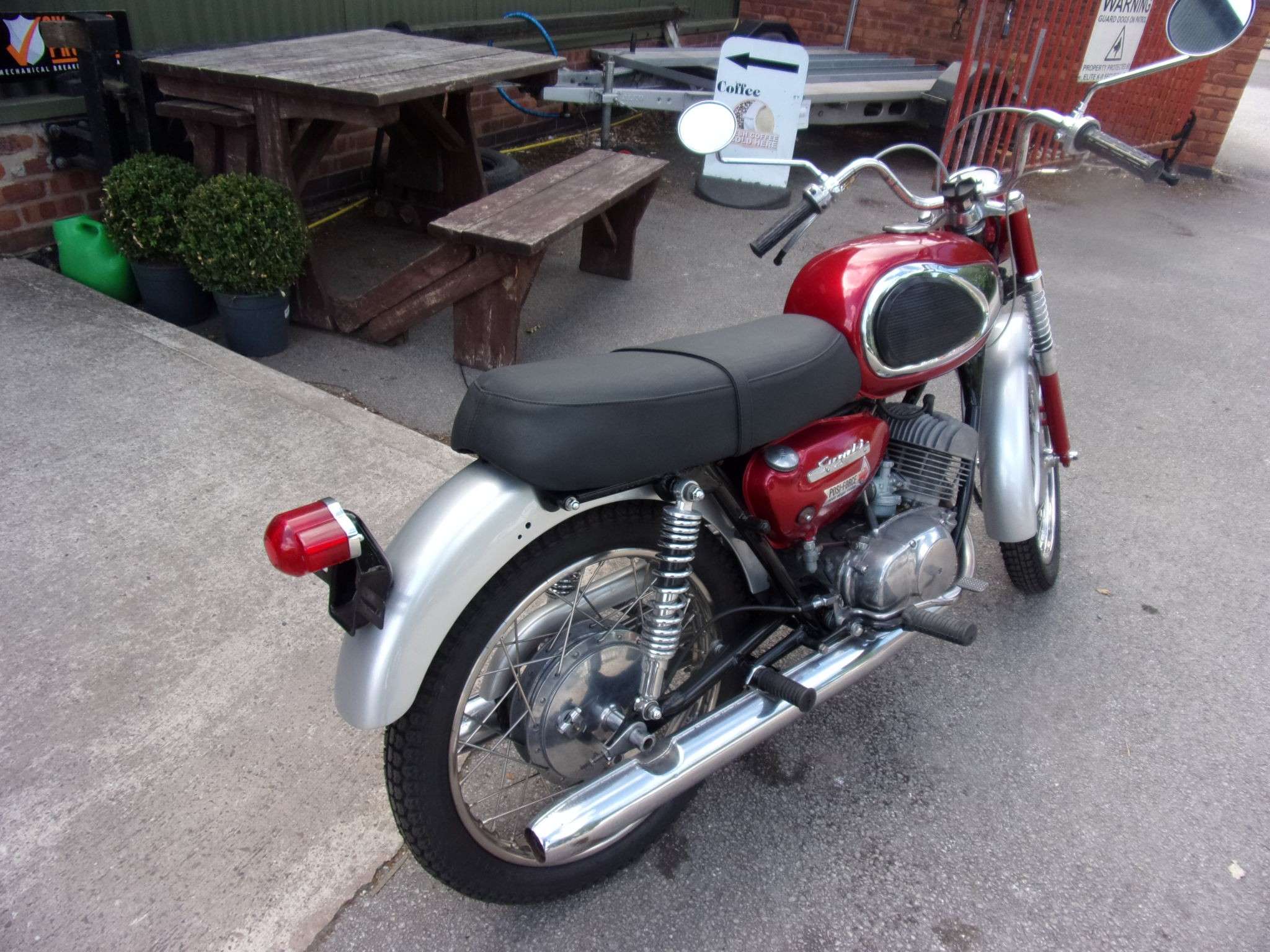 2022 SUZUKI T200 2022 SUZUKI T200