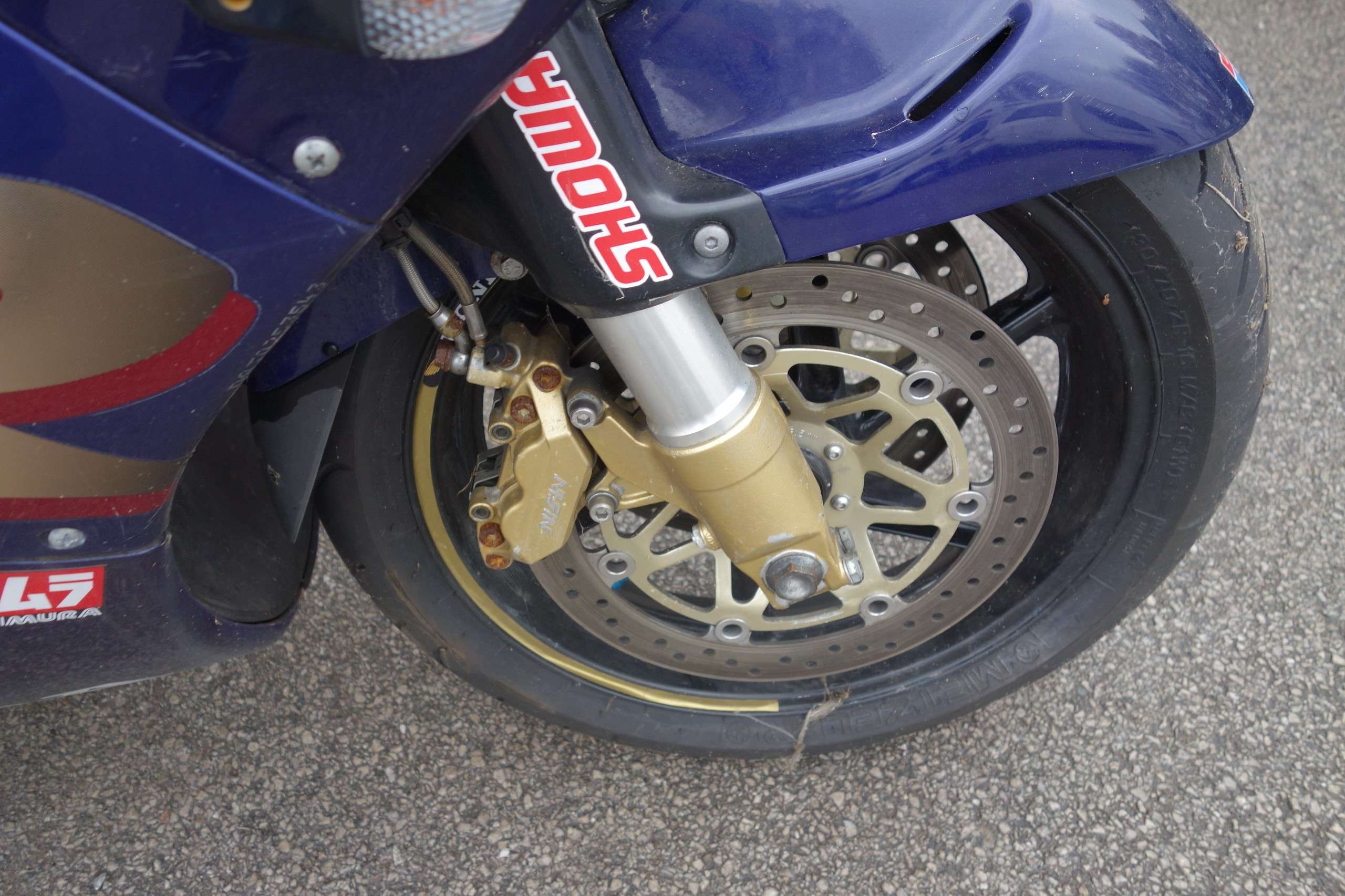 1999 HONDA CBR900 1999 HONDA CBR900