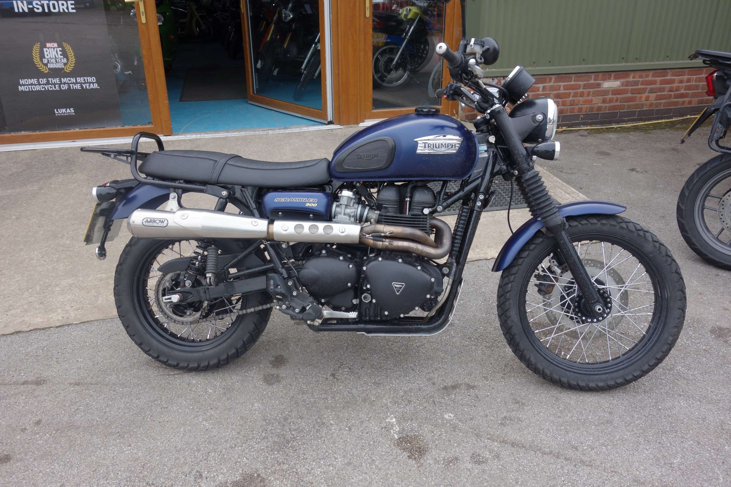 2016 TRIUMPH BONNEVILLE 2016 TRIUMPH BONNEVILLE