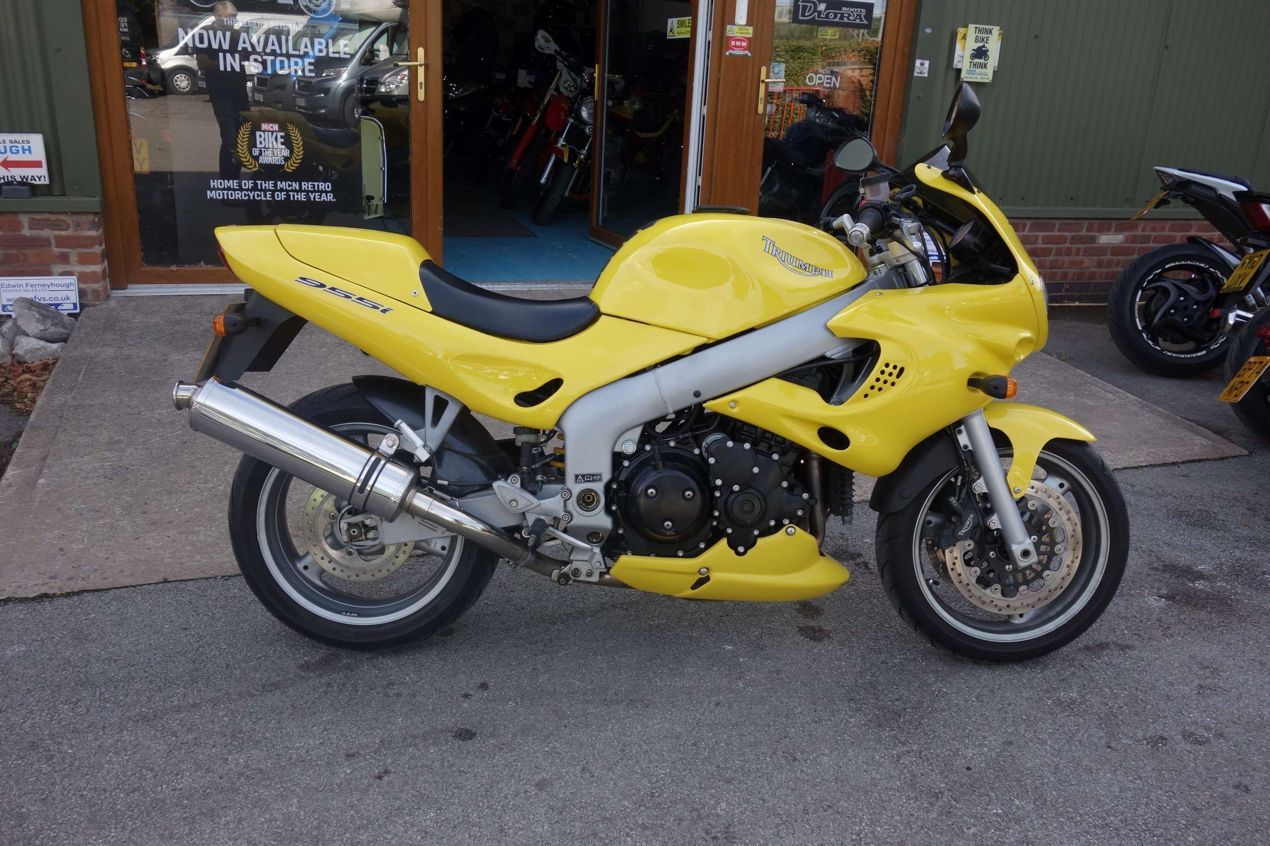 2002 TRIUMPH SPRINT 2002 TRIUMPH SPRINT