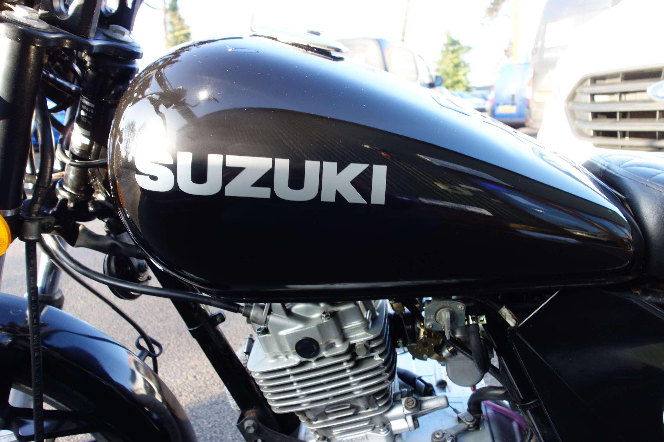 2000 SUZUKI GS 2000 SUZUKI GS