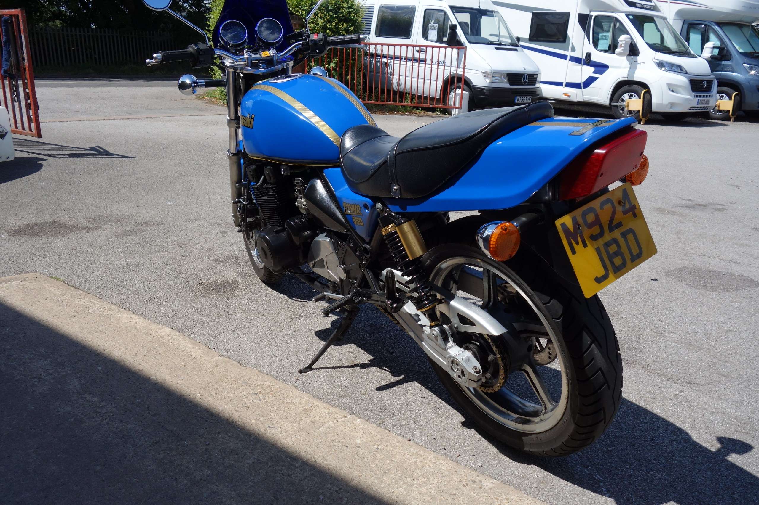 1995 KAWASAKI ZR 1995 KAWASAKI ZR