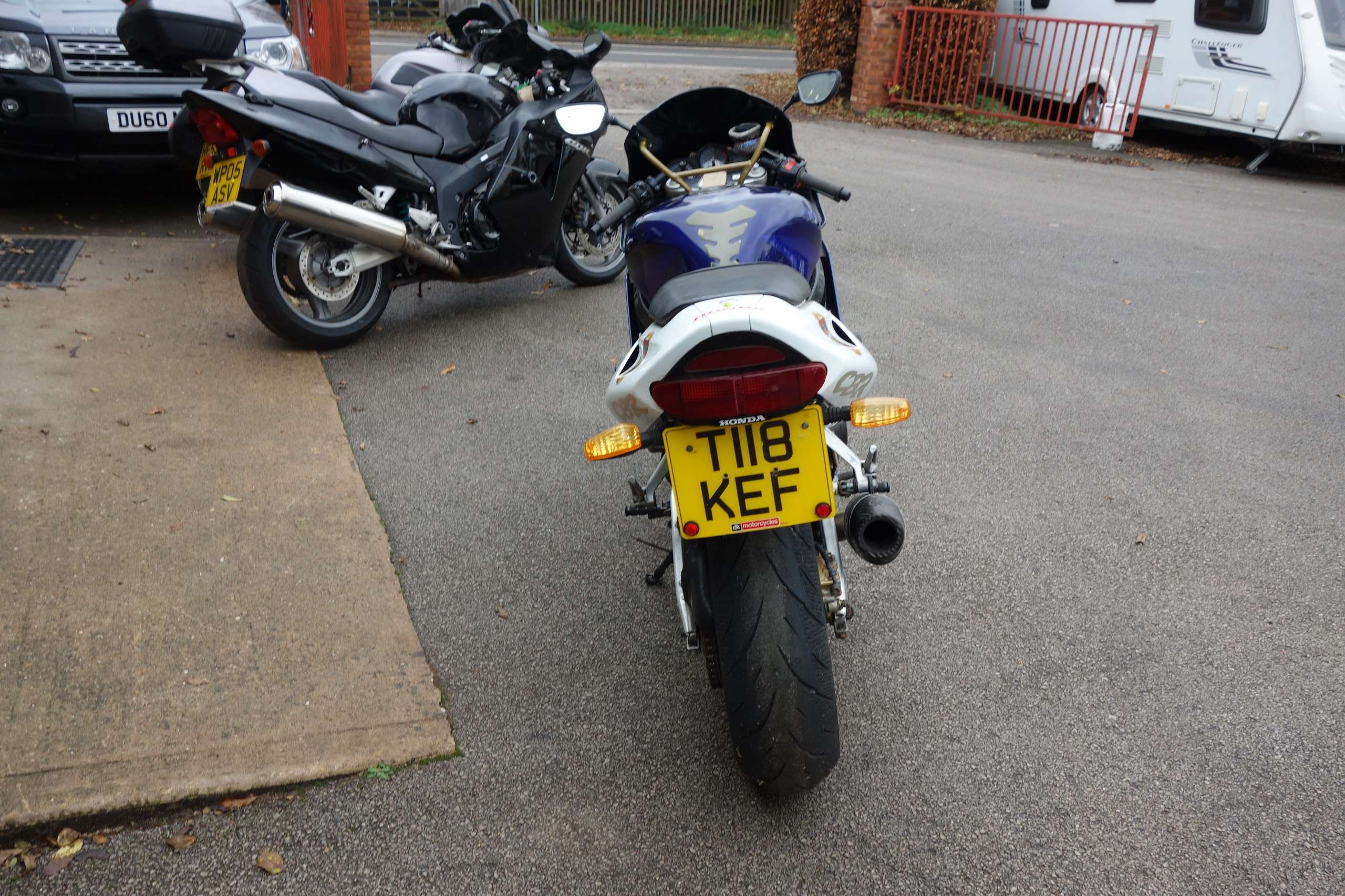 1999 HONDA CBR900 1999 HONDA CBR900