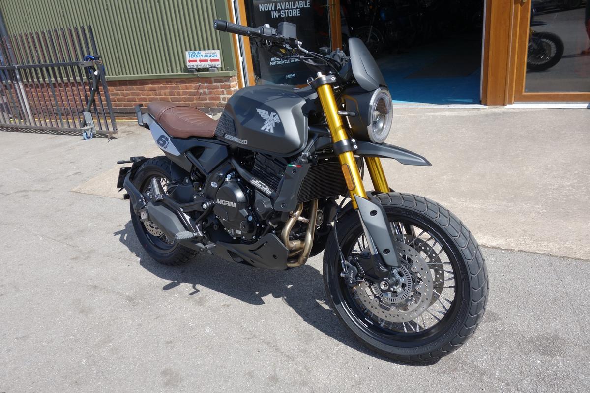 Check out this Moto Morini Seiemmezzo Petrol Manual