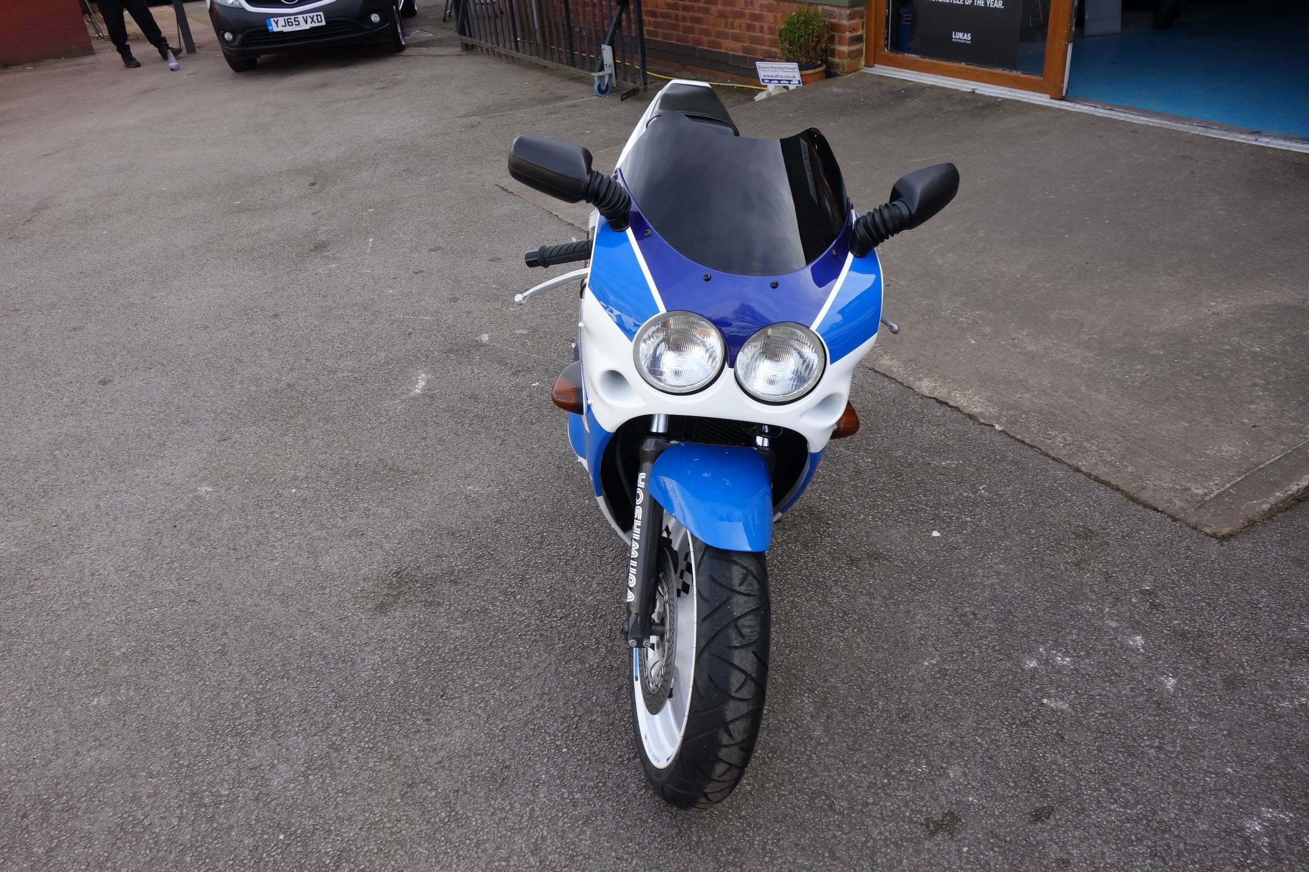 1995 SUZUKI GSXR 1995 SUZUKI GSXR