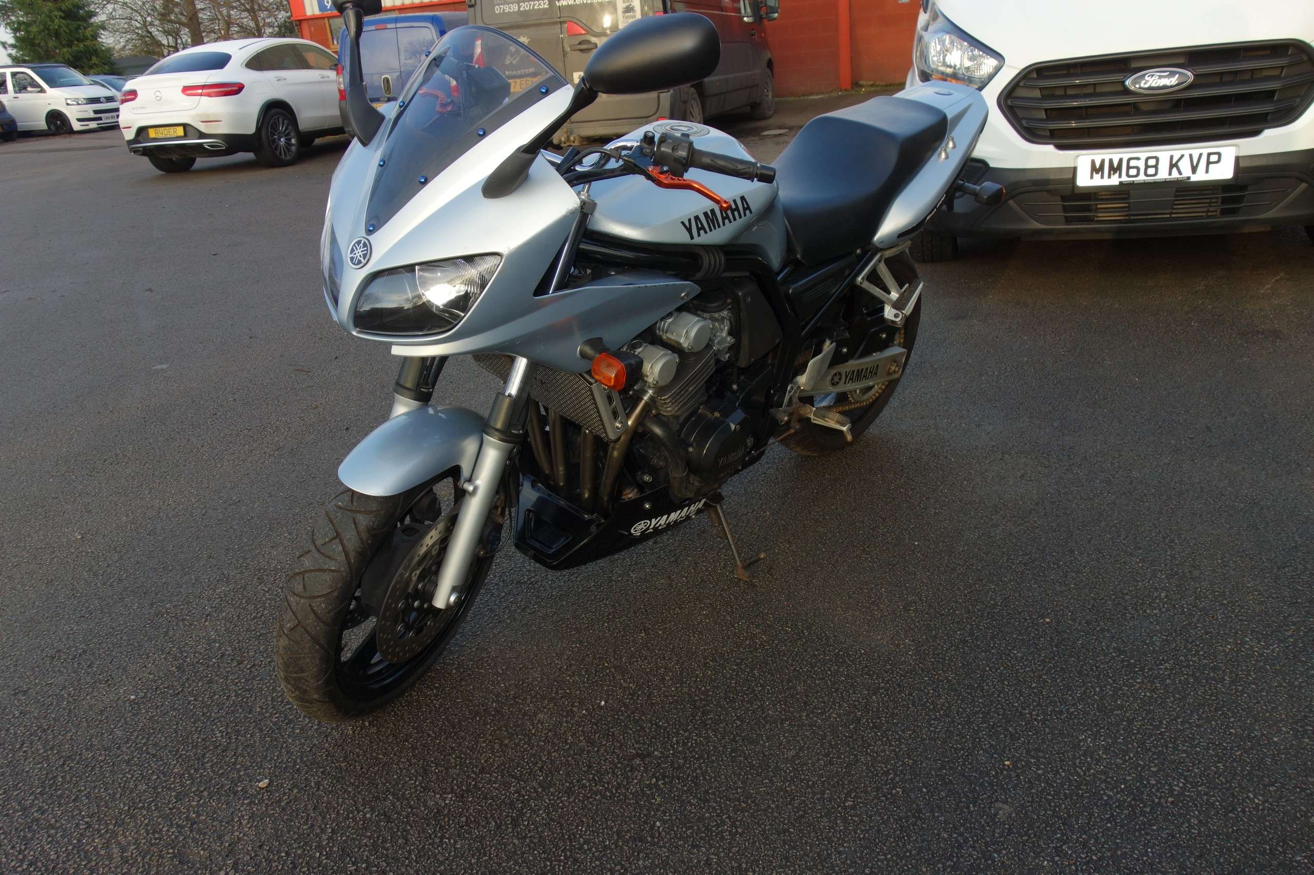 2002 YAMAHA FZS 2002 YAMAHA FZS