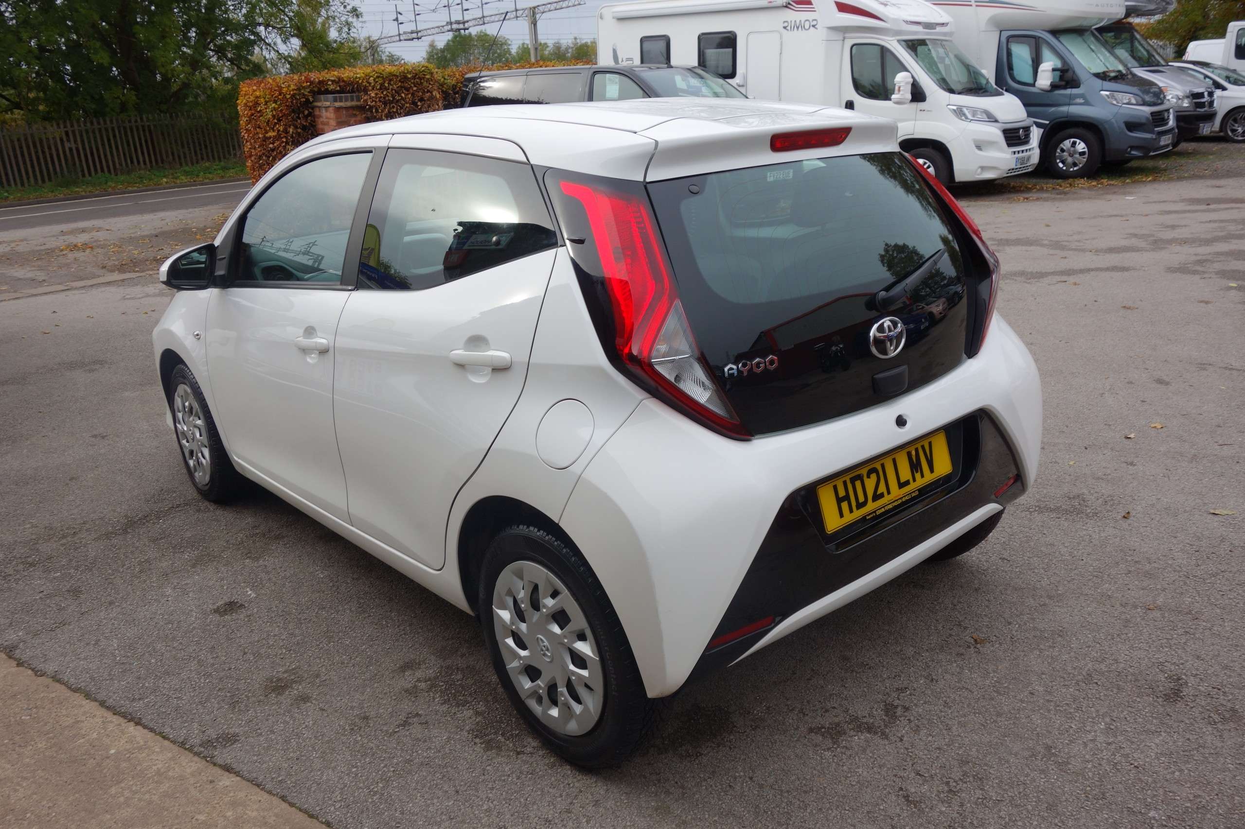 2021 TOYOTA AYGO 2021 TOYOTA AYGO