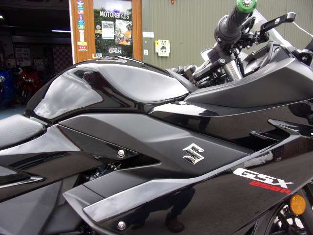 2019 SUZUKI GSX 2019 SUZUKI GSX