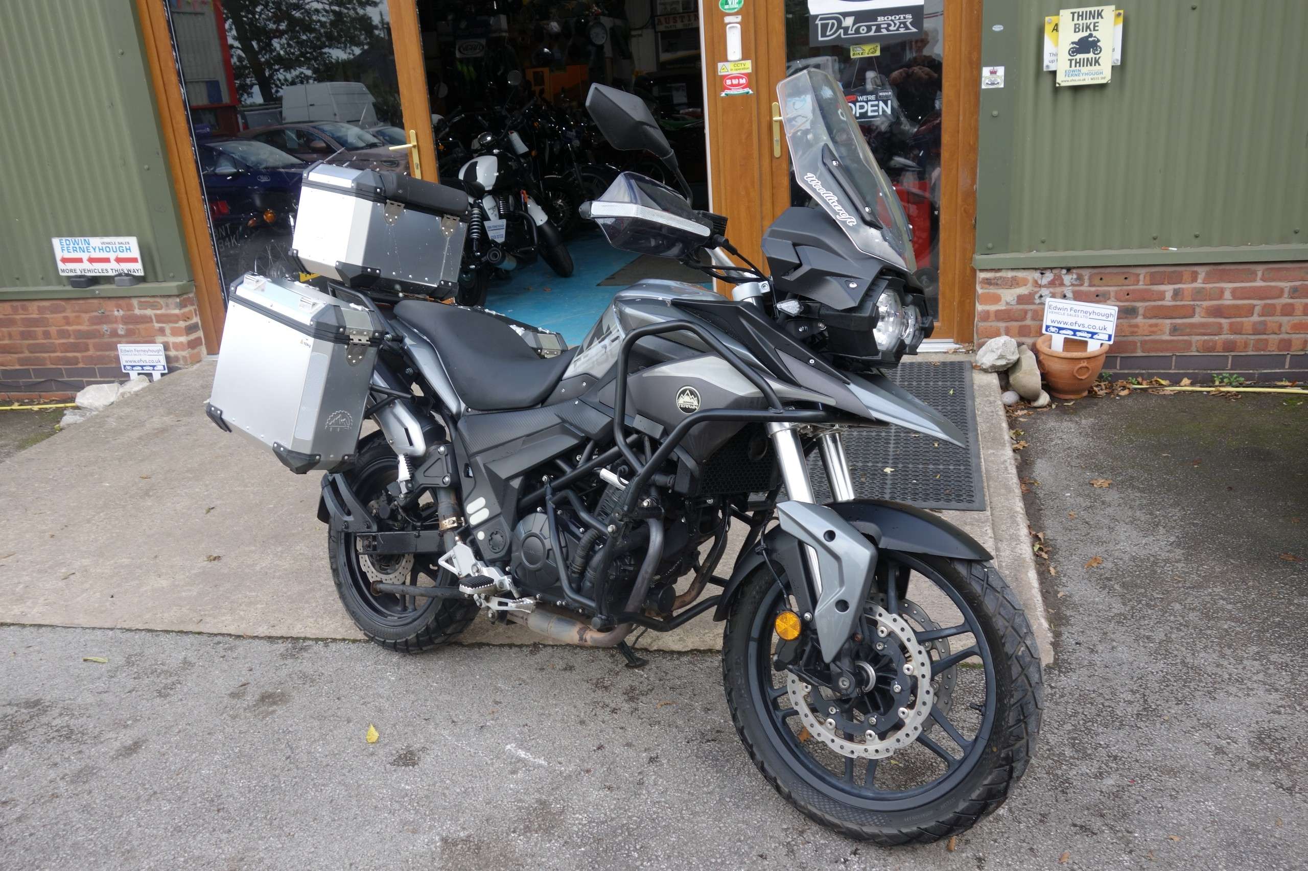 2022 SINNIS TERRAIN 2022 SINNIS TERRAIN