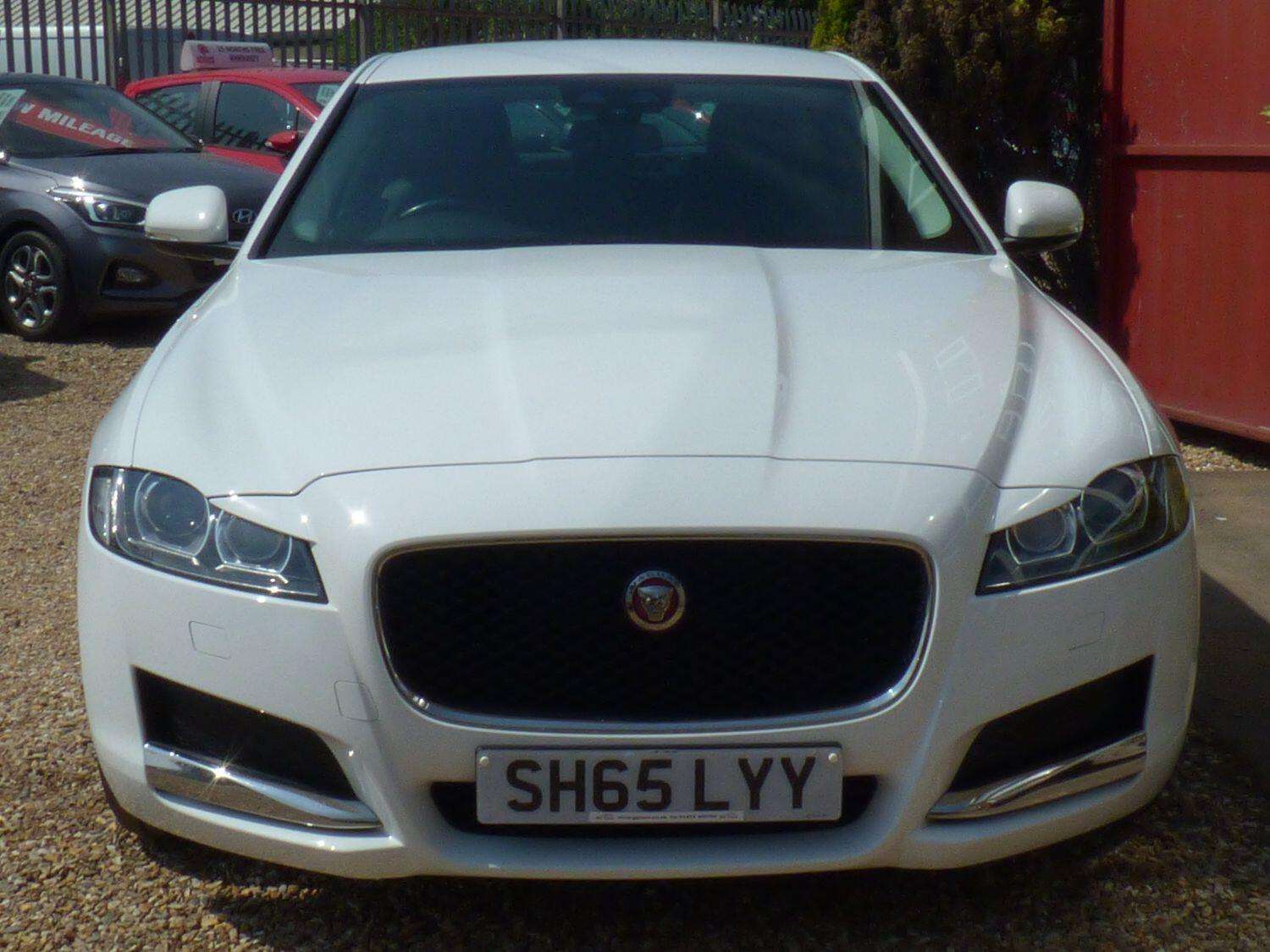 2015 JAGUAR XF 2015 JAGUAR XF