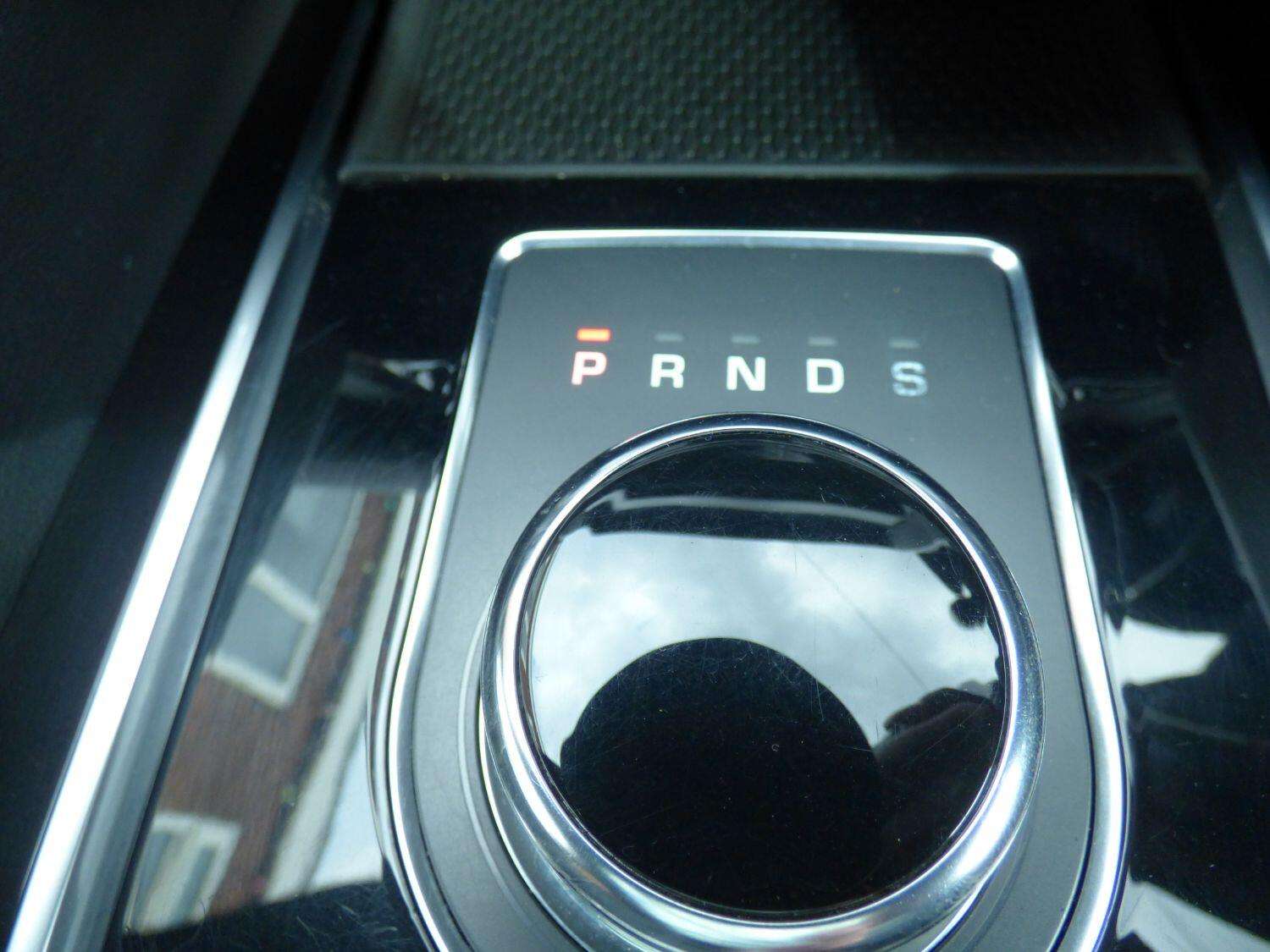 2018 JAGUAR F-PACE 2018 JAGUAR F-PACE